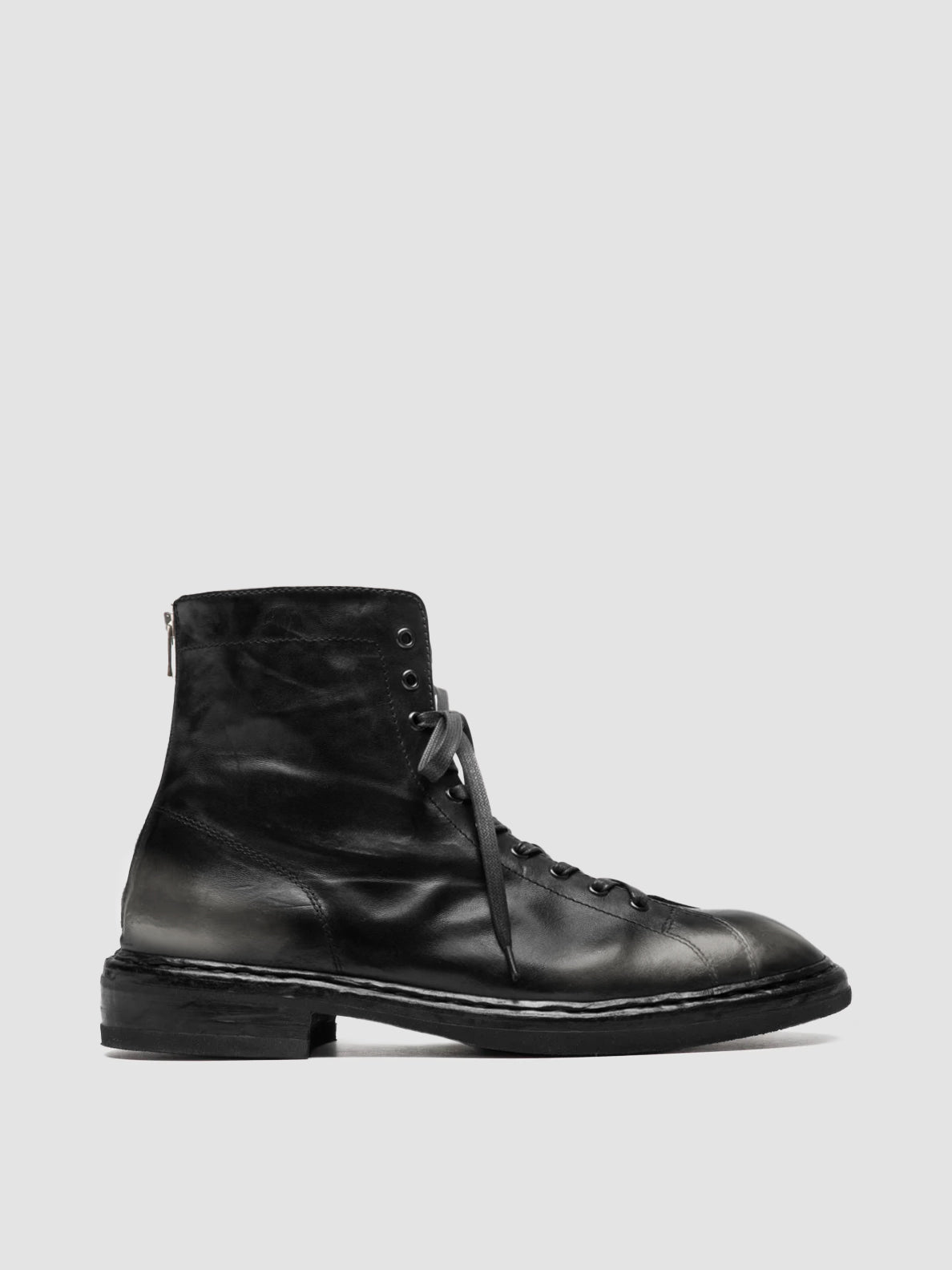 CONCEPT/001 PATINA NOVAK T. CAVIAR/SUPERNERO
