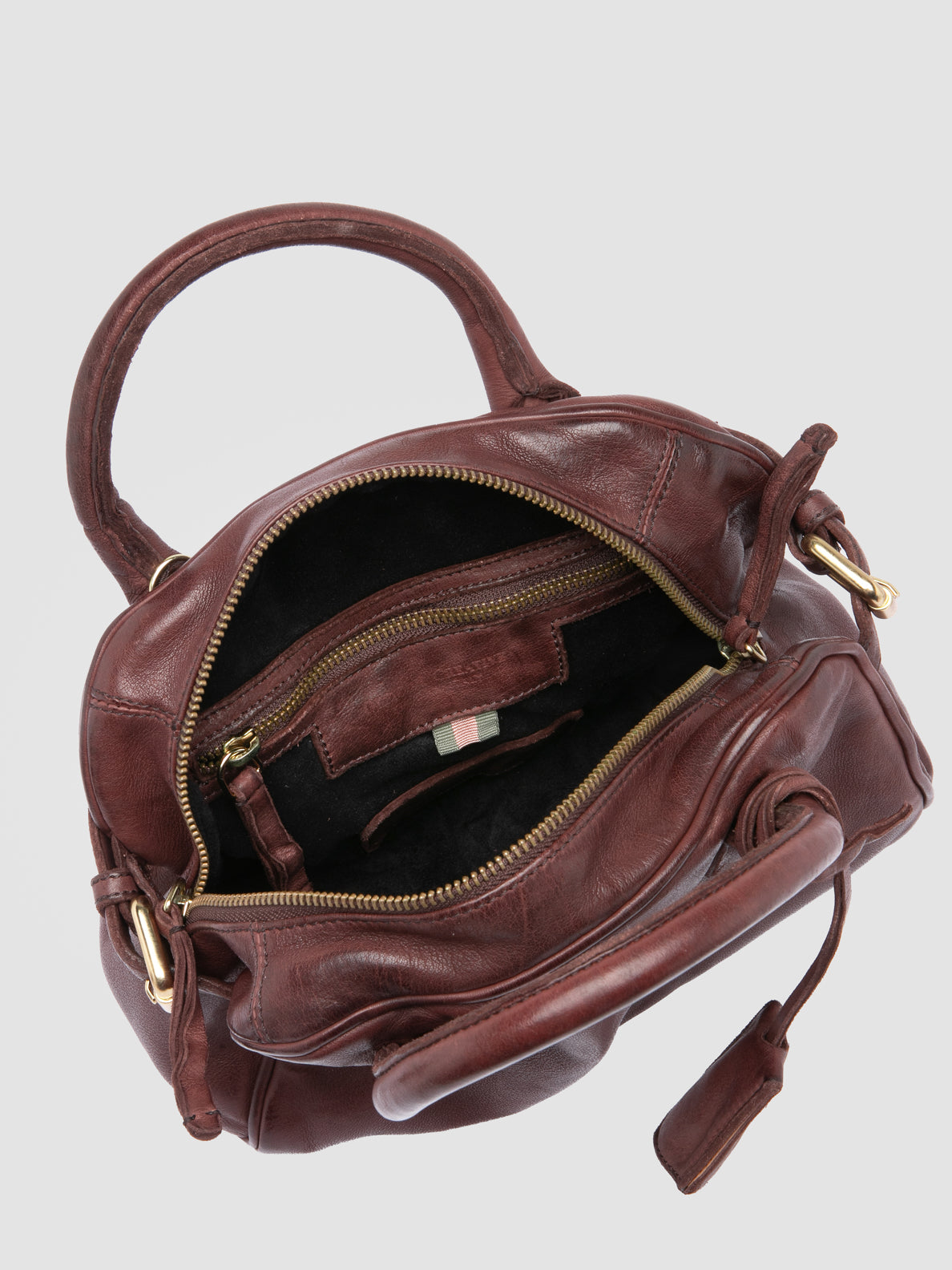 BOWLER/007 IGNIS T. OTTO