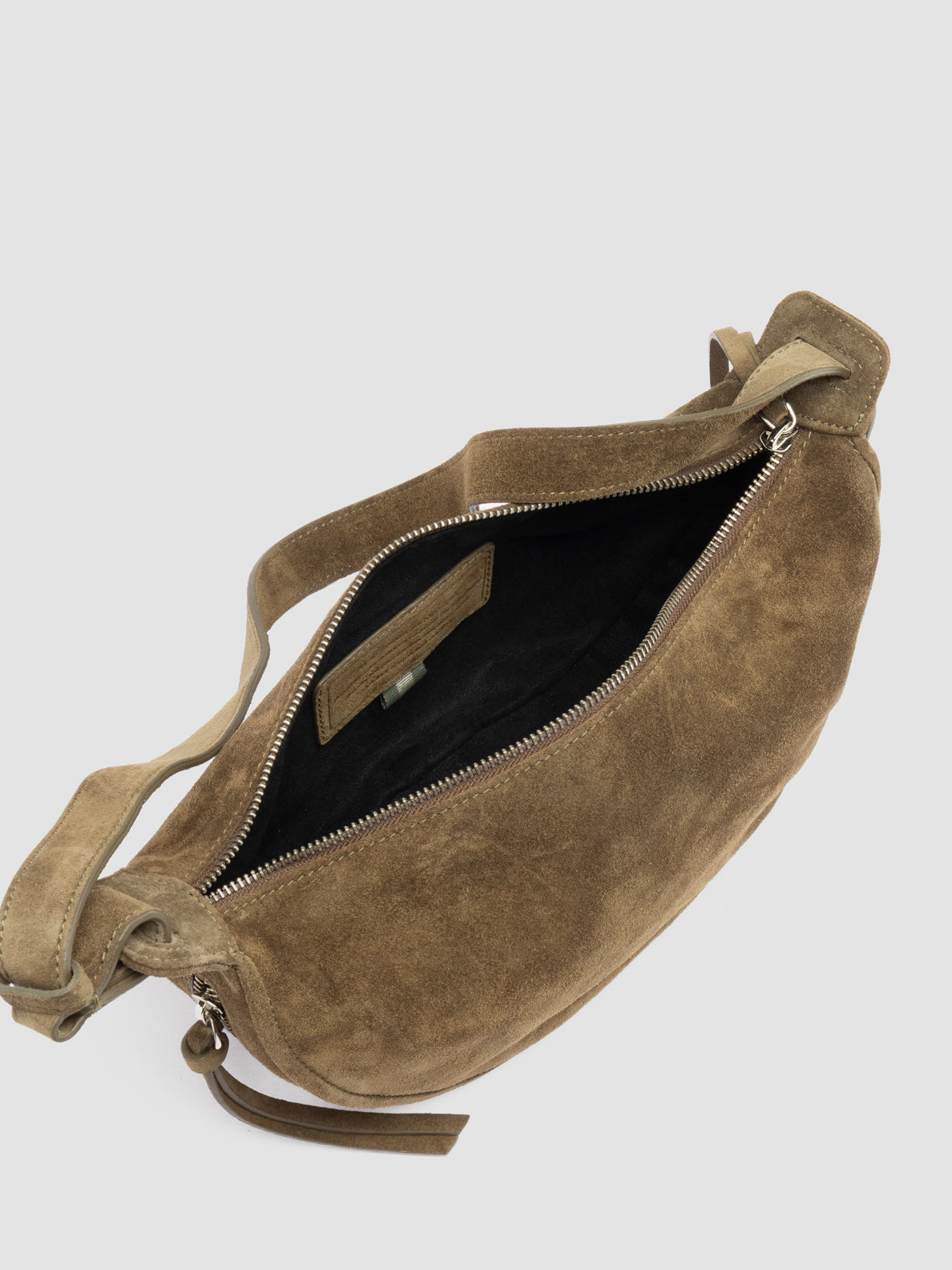 DYSTOPIA/001 IGNIS T. OLIVE