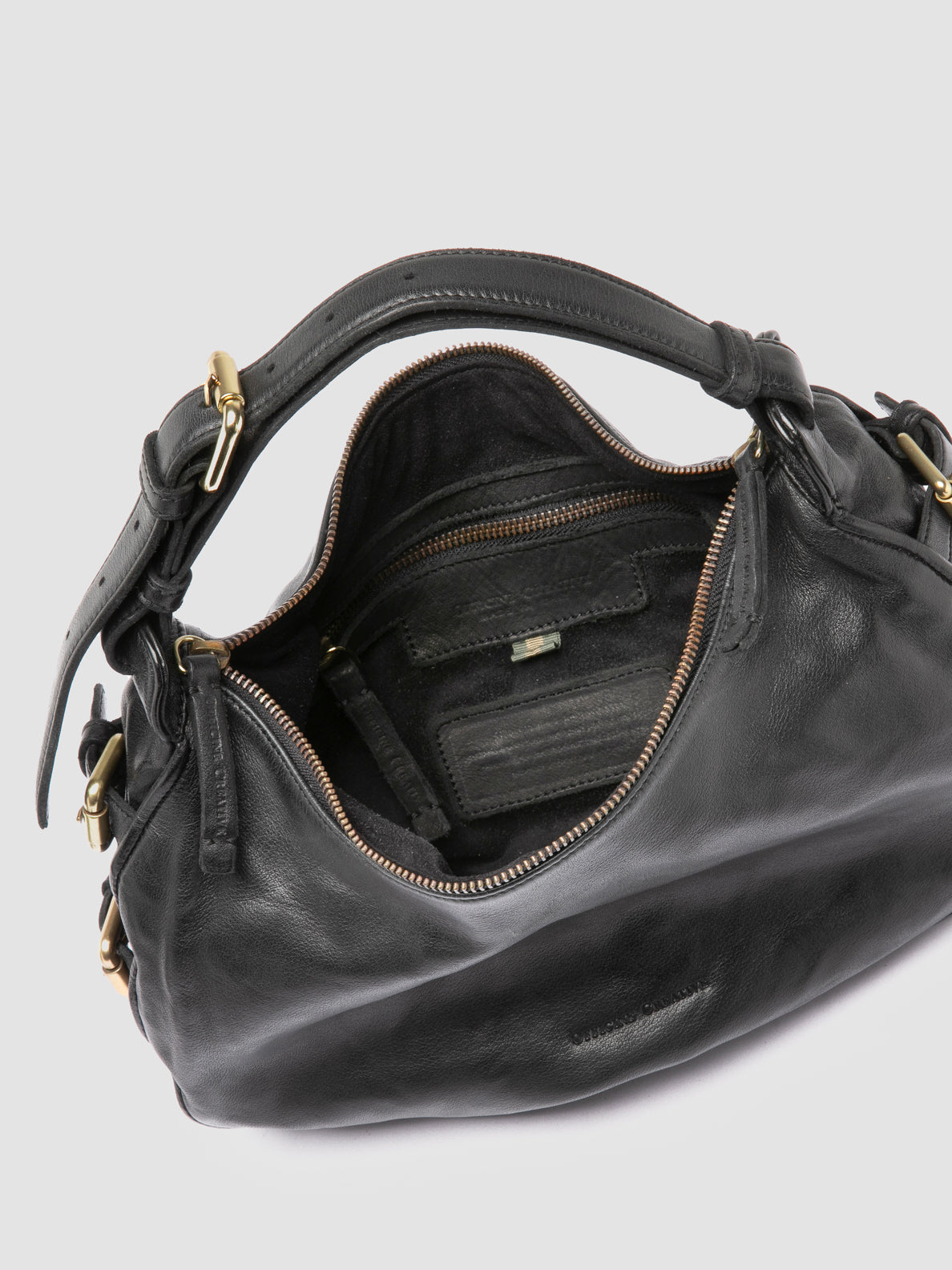 JULIE/016 IGNIS T. NERO