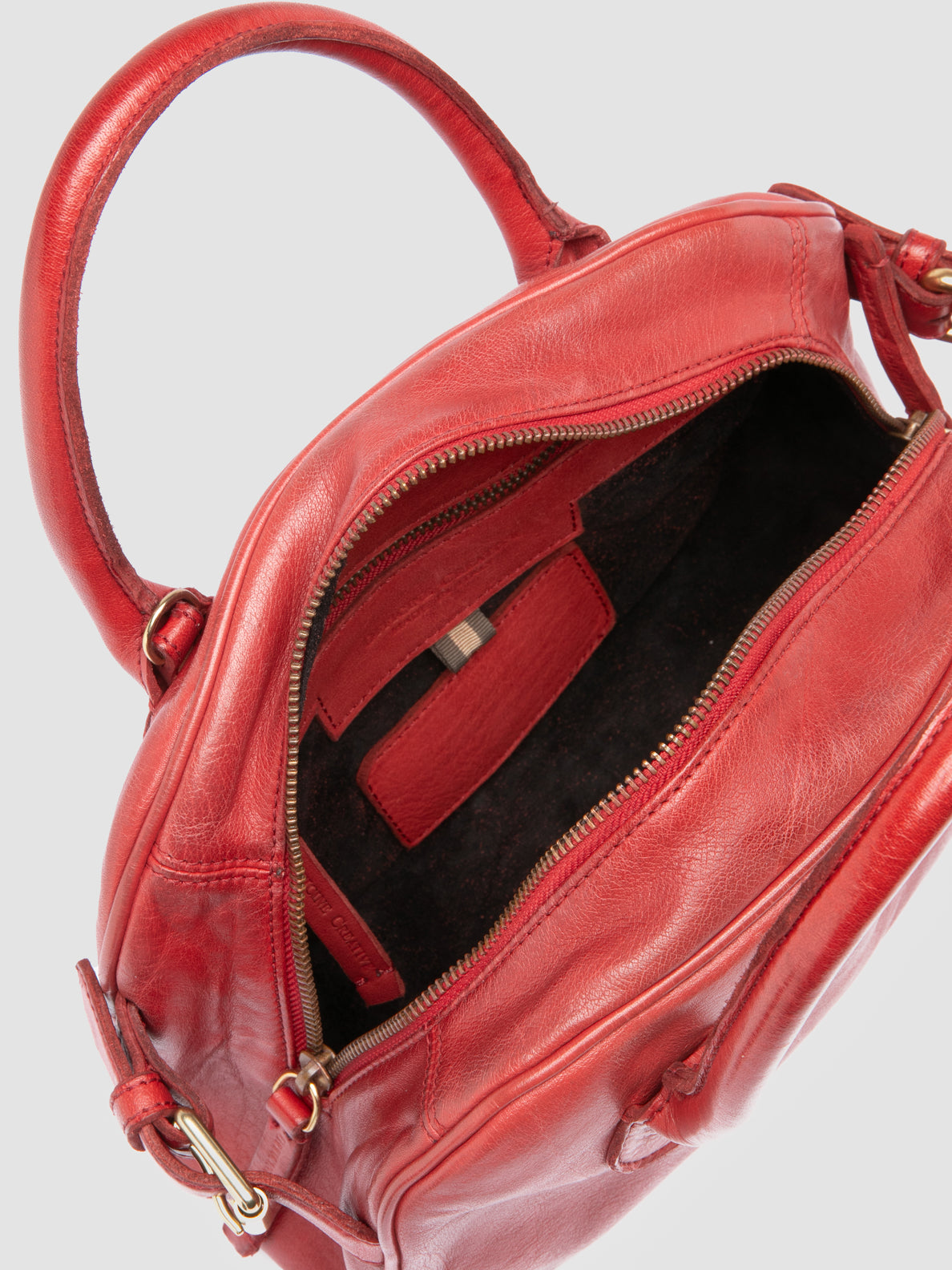 JULIE/020 IGNIS T. RED DHALIA