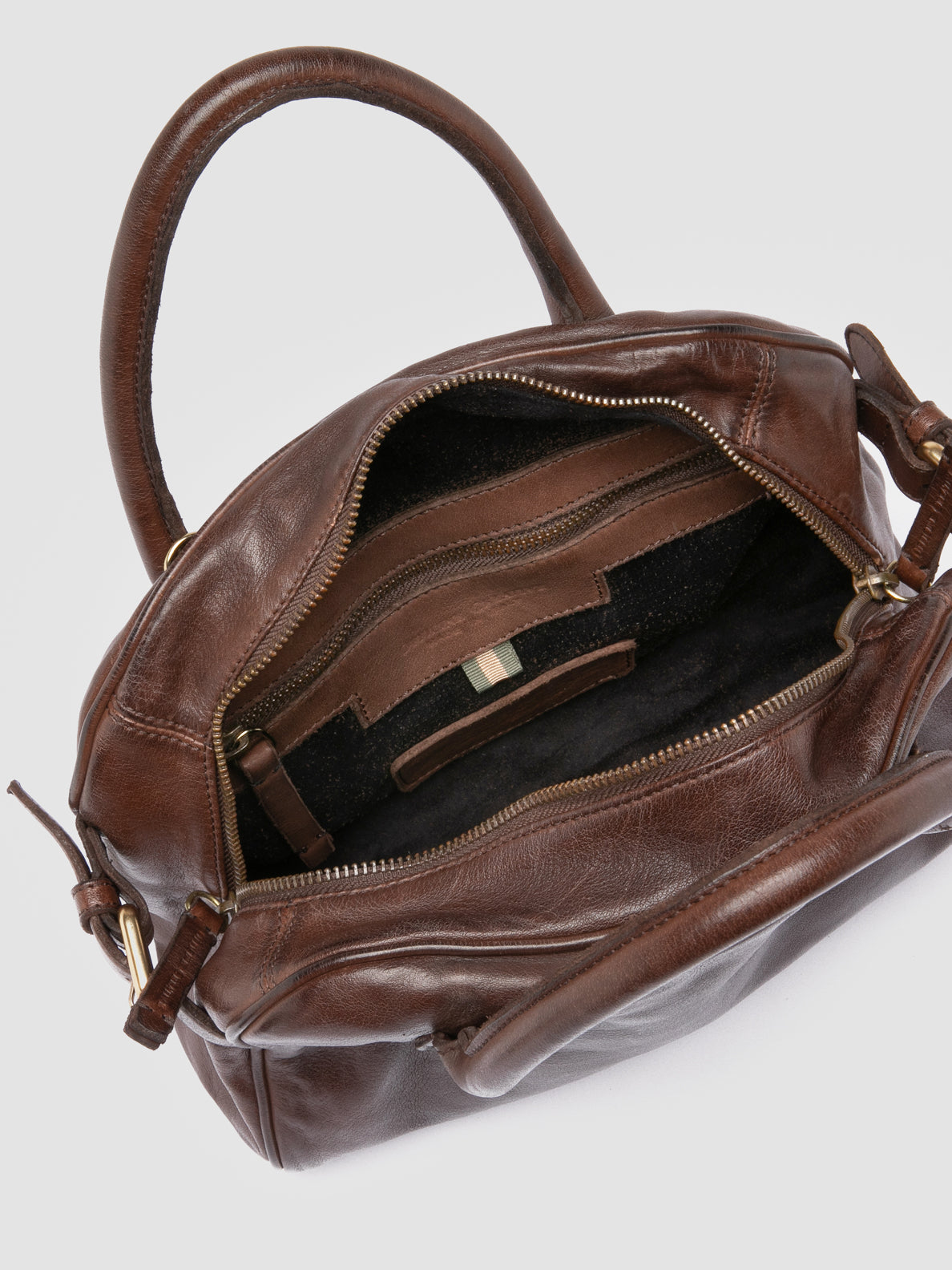 JULIE/020 IGNIS T. FONDUE