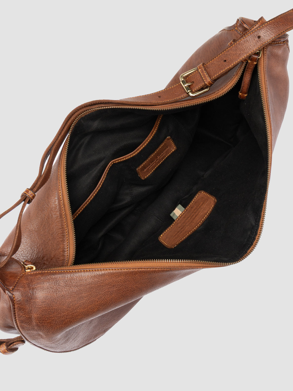JULIE 021 IGNIS T. SAUVAGE