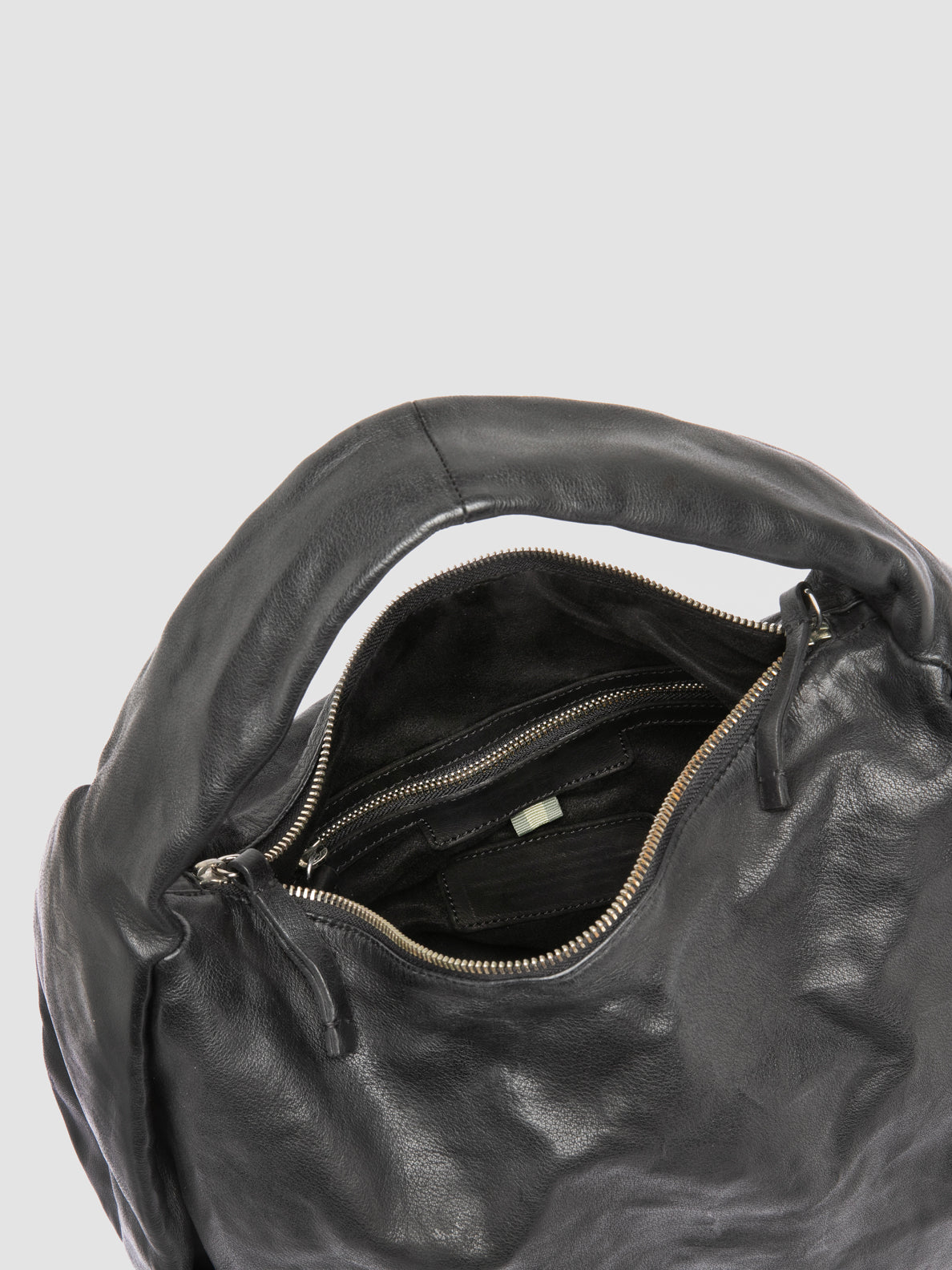 BOLINA/048 IGNIS T. NERO