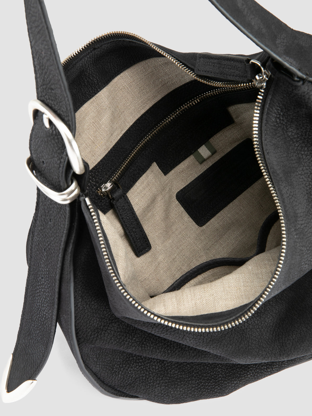 TOOLS/002 NEVADA NERO