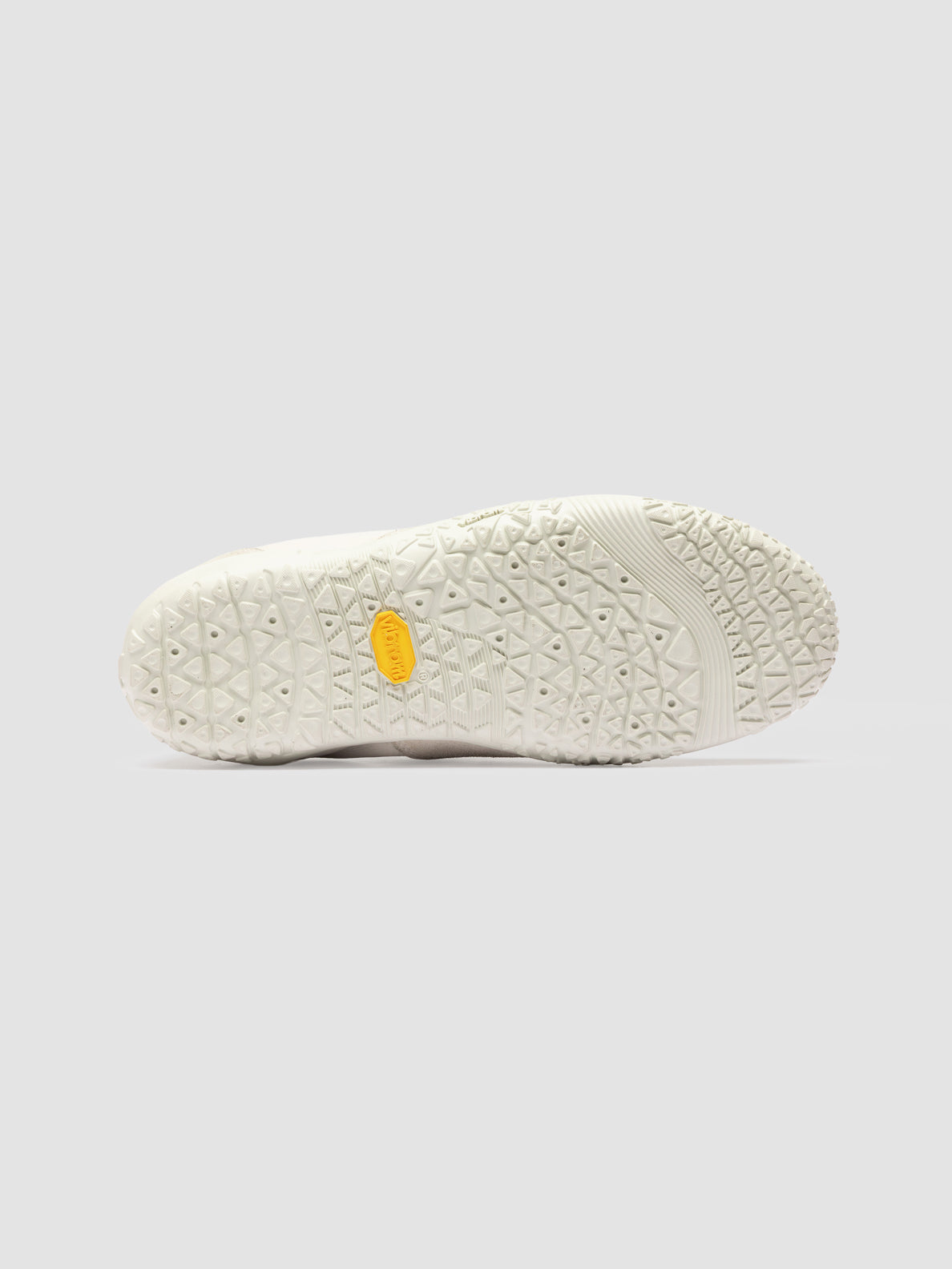 GHILLIE/104 LATEX TONAL BUTTER