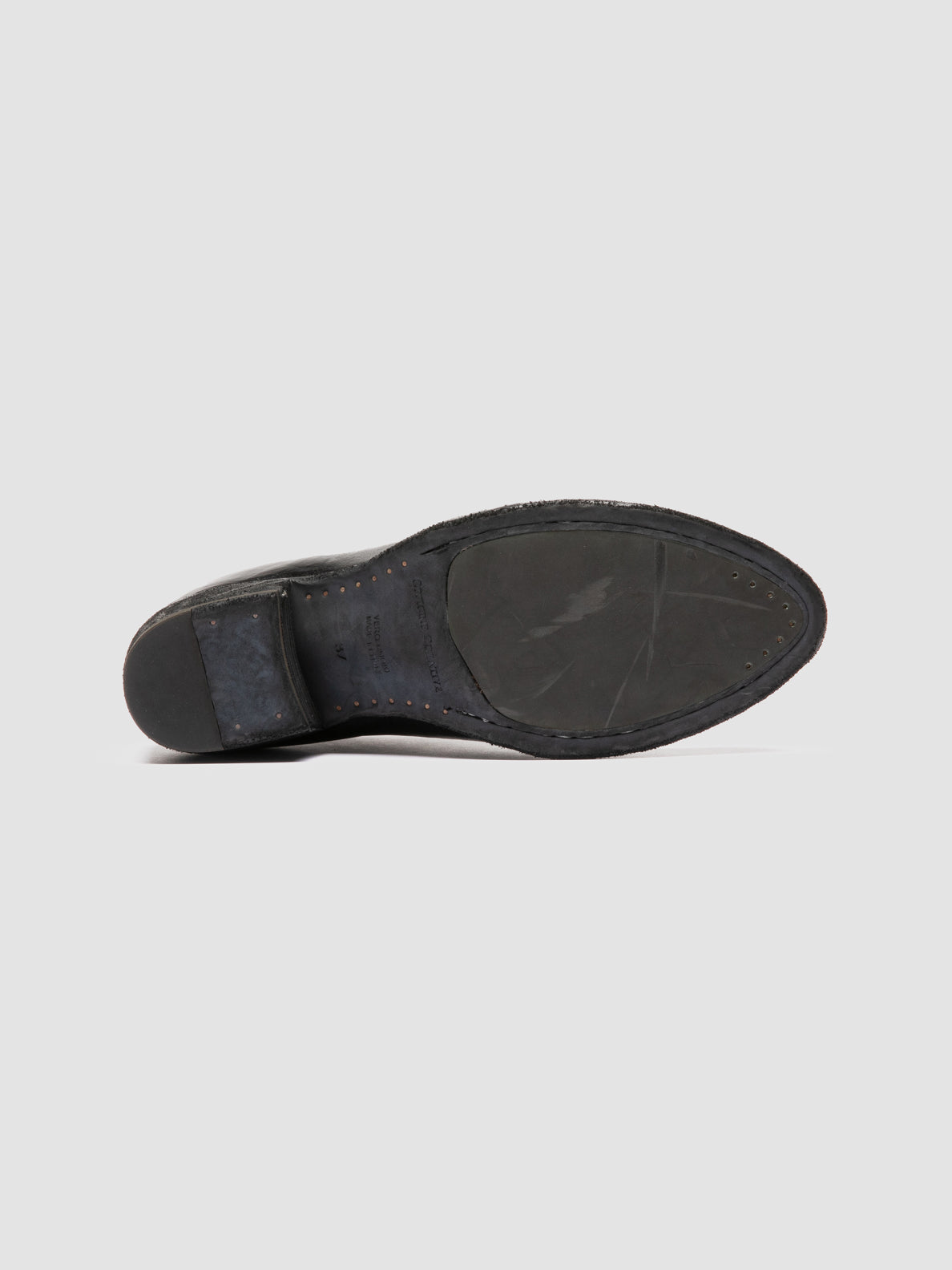 WADE/001 IGNIS T. NERO