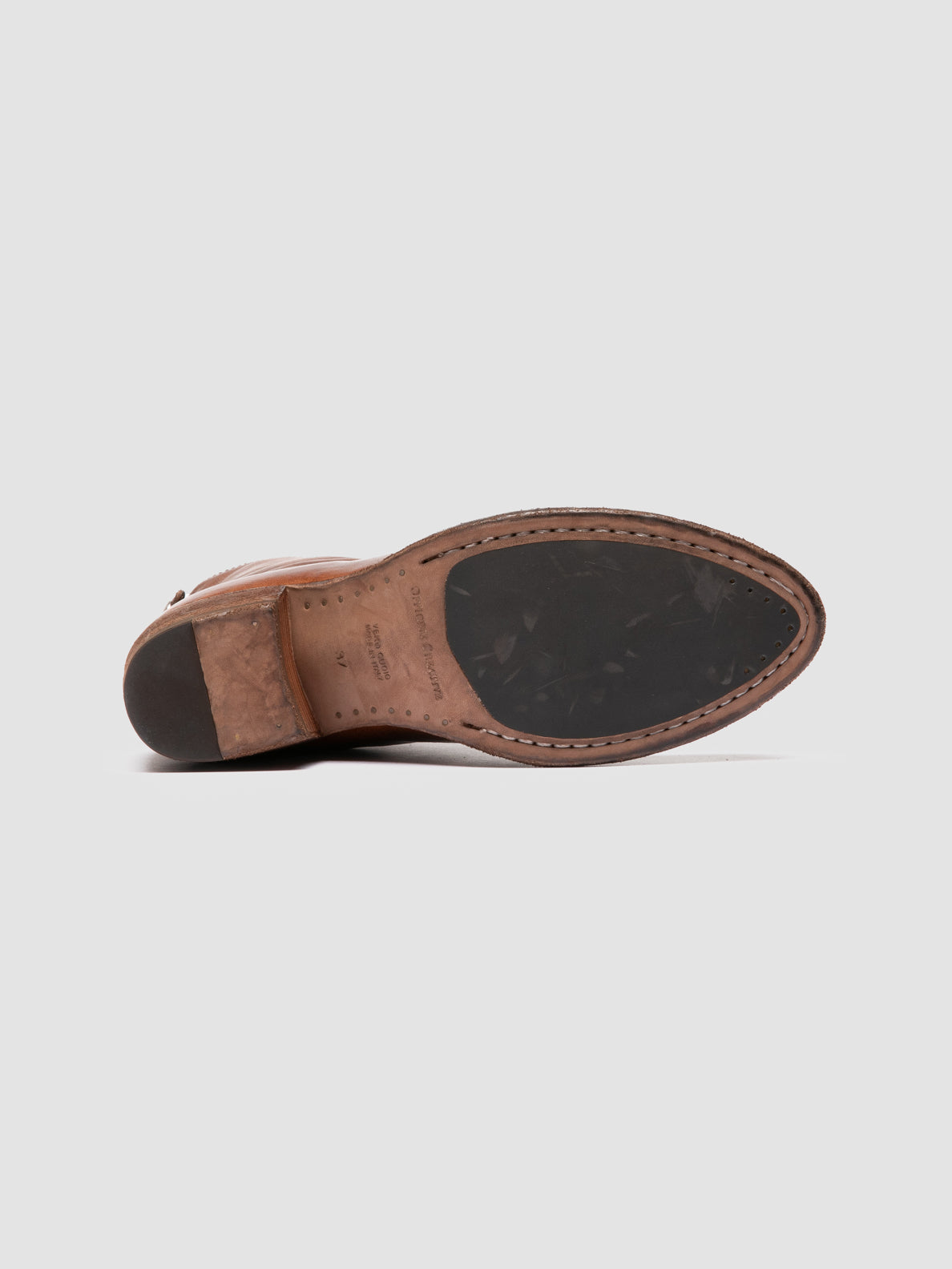 WADE/002 IGNIS T. SAUVAGE