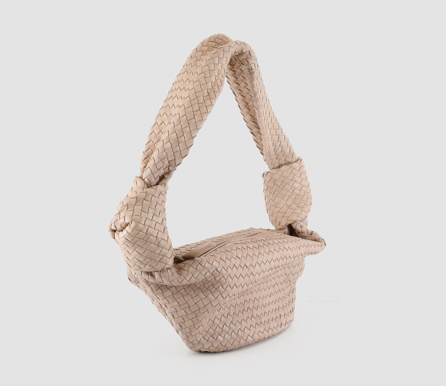 BOLINA/12 TASSEL TAPIOCA