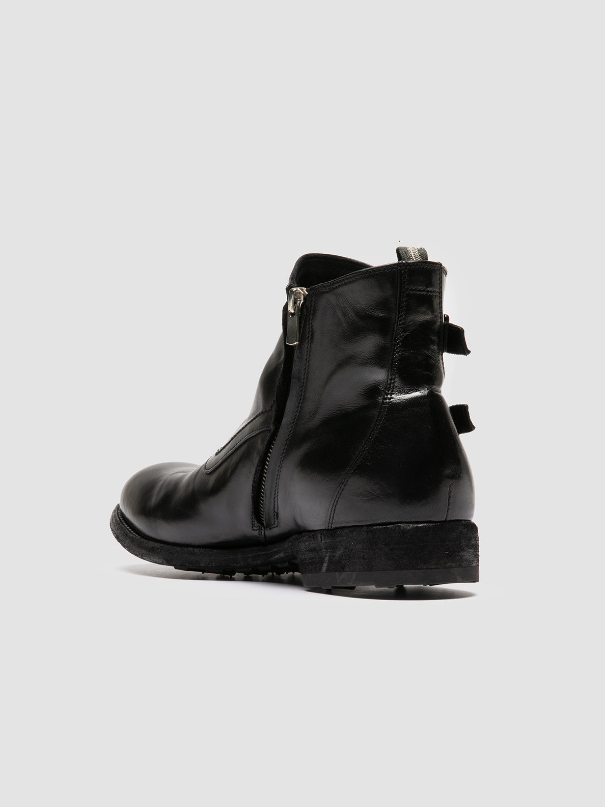 ARBUS/031 NOVAK T. NERO