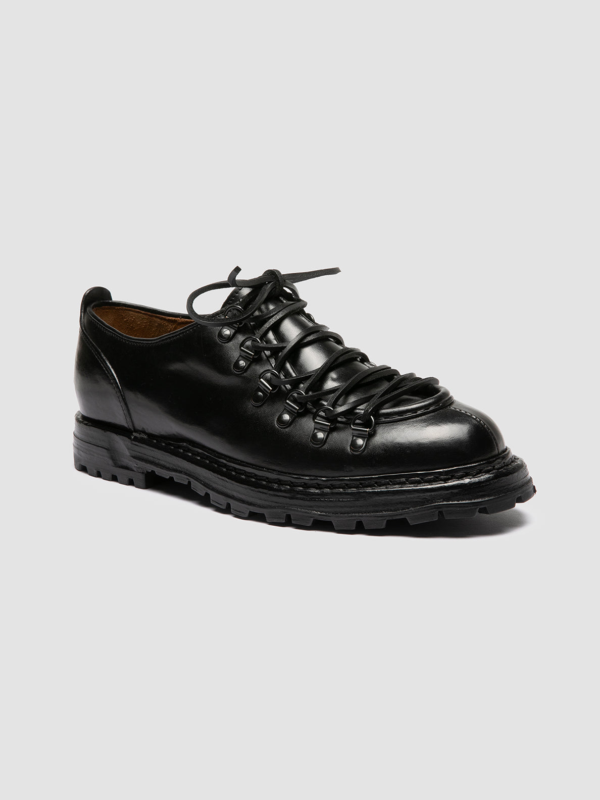 ARTIK/003 CANYON NERO
