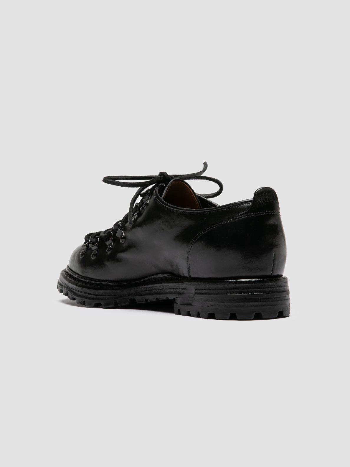 ARTIK/003 CANYON NERO