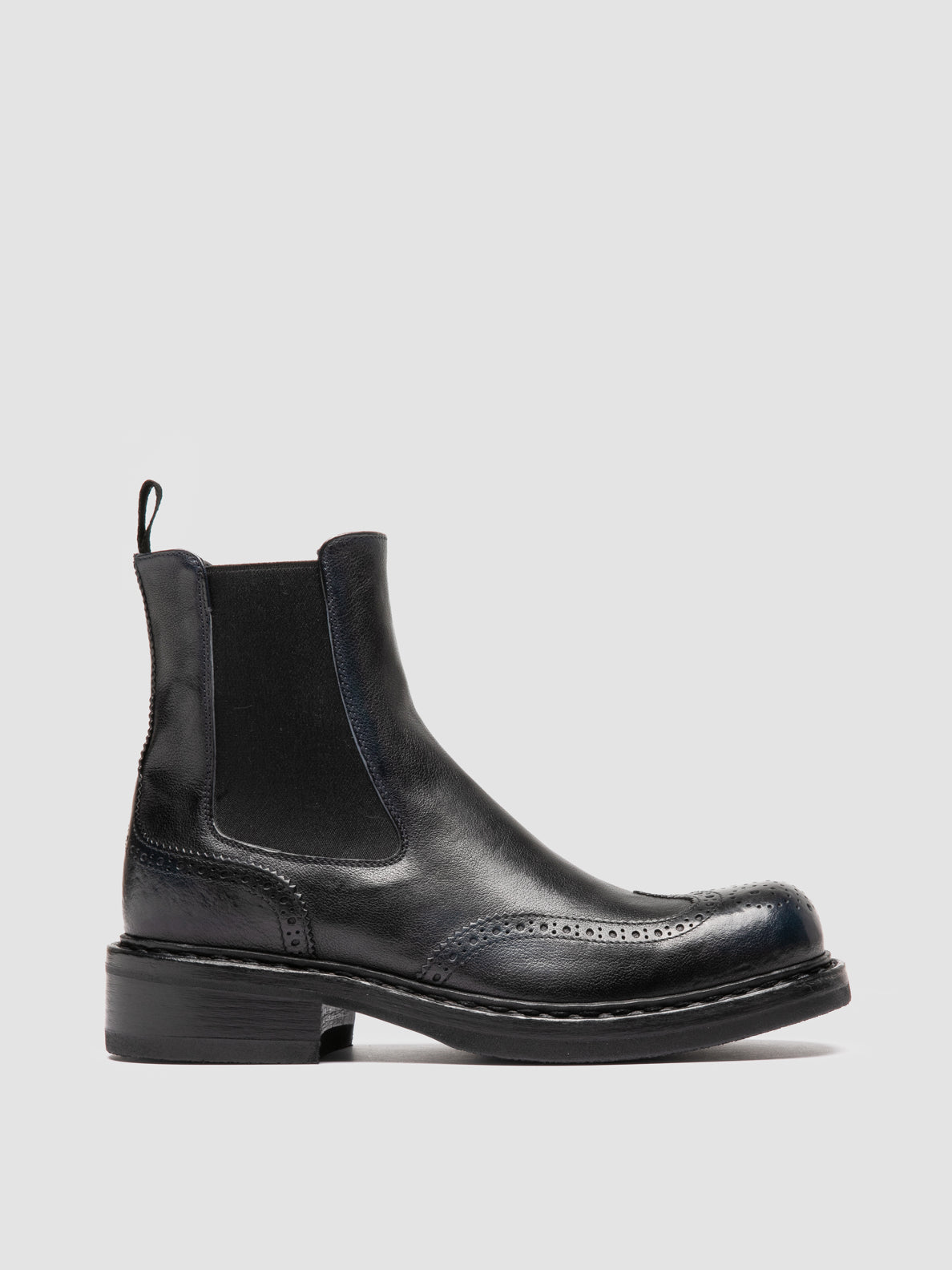 DAKOTA/002 RUBOFF MAREMMA BLU/SUPERNERO