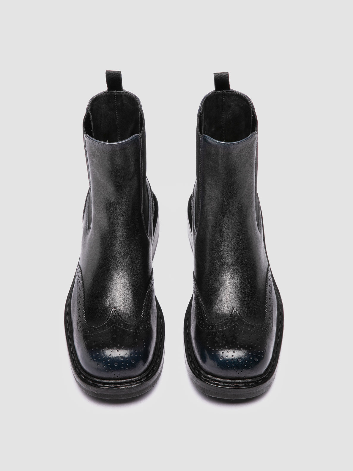 DAKOTA/002 RUBOFF MAREMMA BLU/SUPERNERO