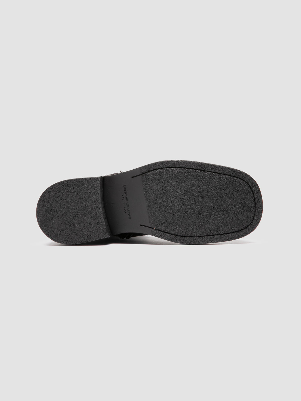 DAKOTA/004 RUBOFF MAREMMA LACQUER/SUPERNERO
