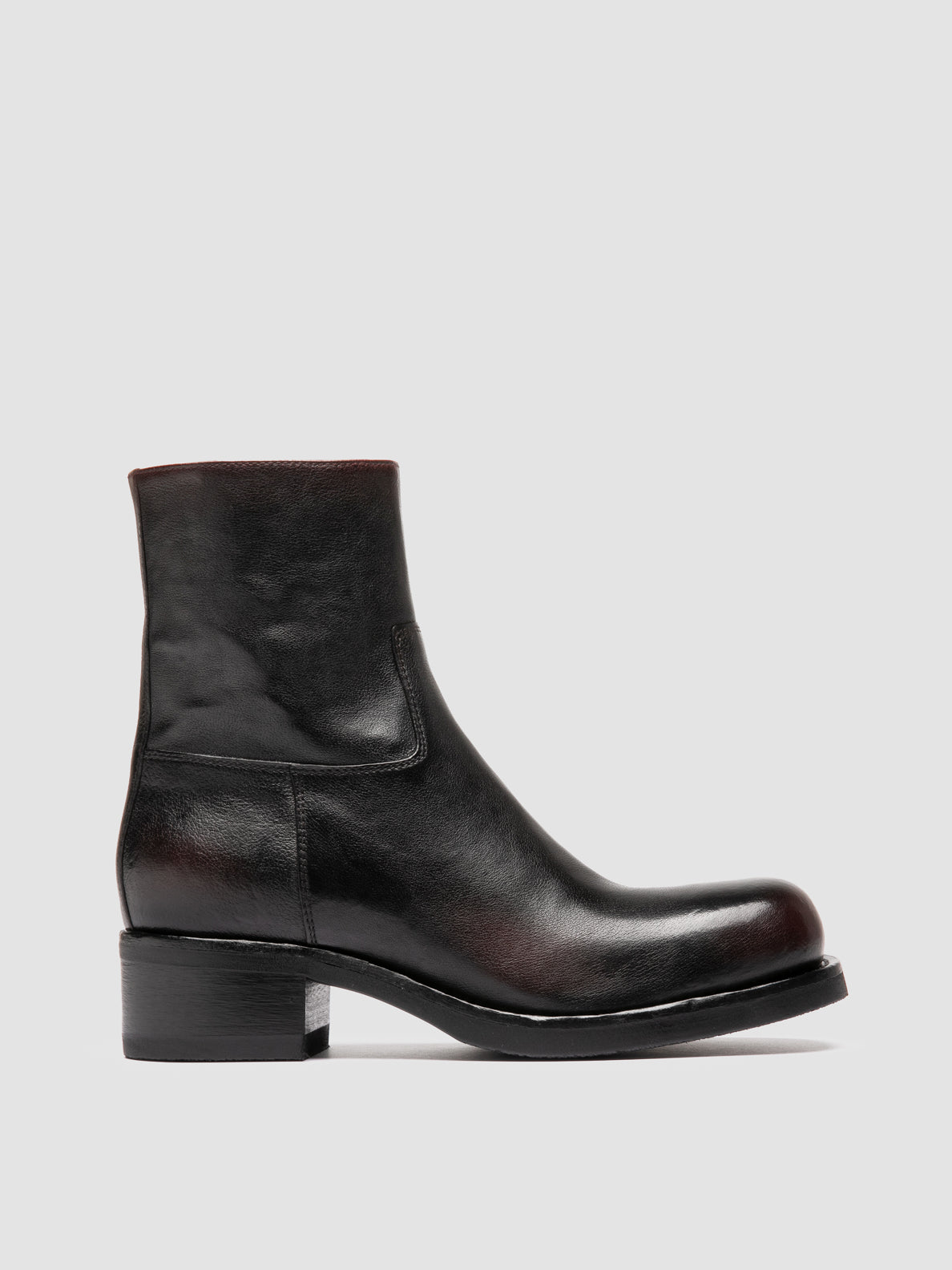 DANA/001 RUBOFF MAREMMA LACQUER/SUPERNERO