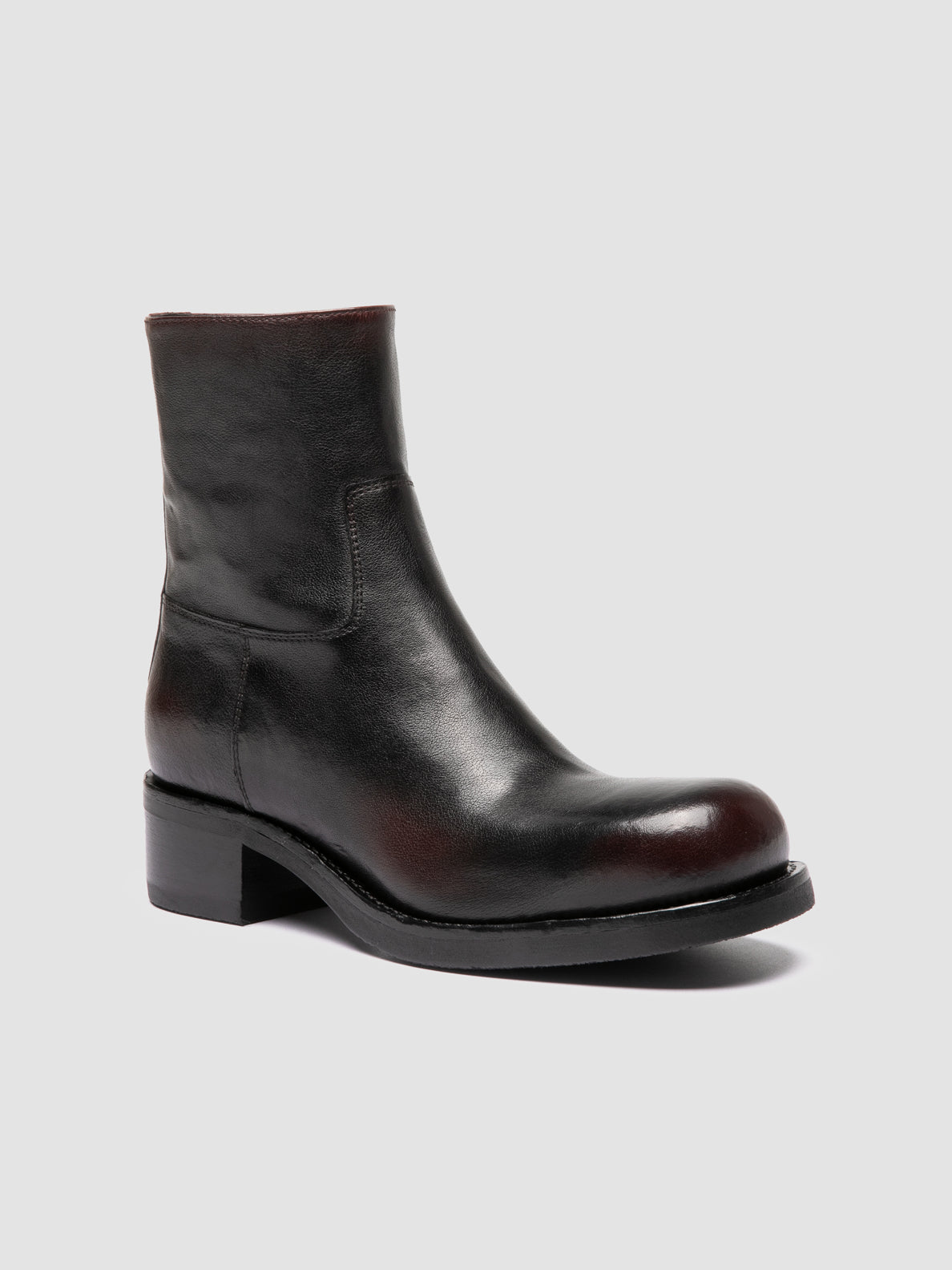 DANA/001 RUBOFF MAREMMA LACQUER/SUPERNERO