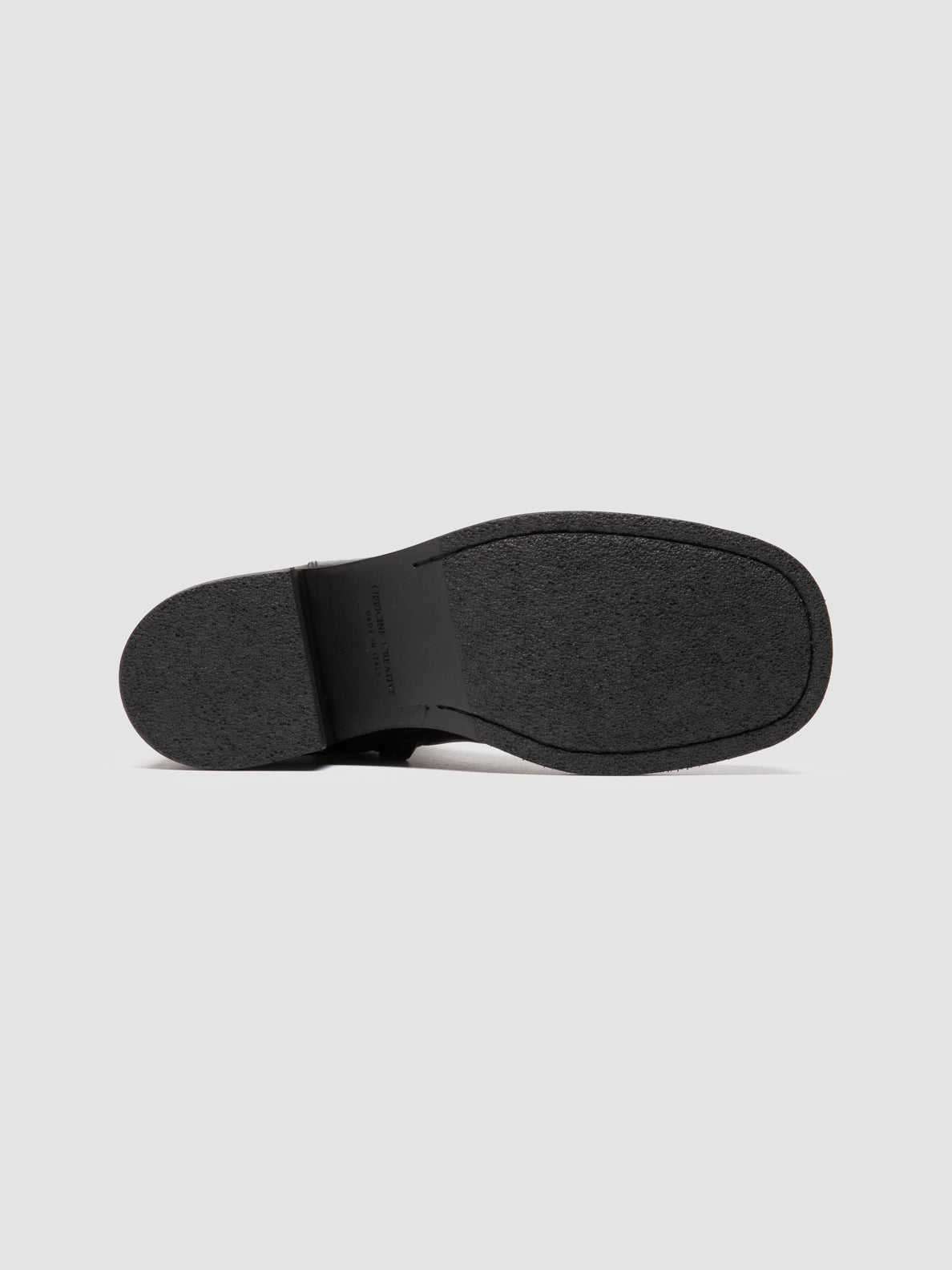 DANA/001 RUBOFF MAREMMA LACQUER/SUPERNERO