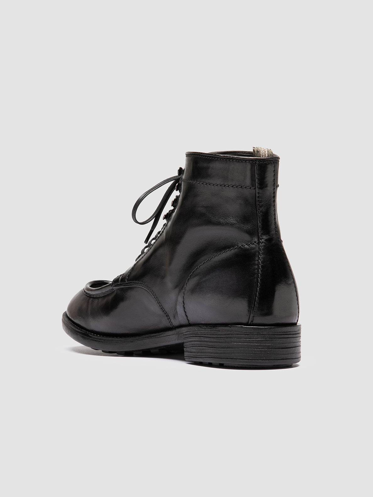 DIARY/003 PATINA NOVAK T. CAVIAR/SUPERNERO