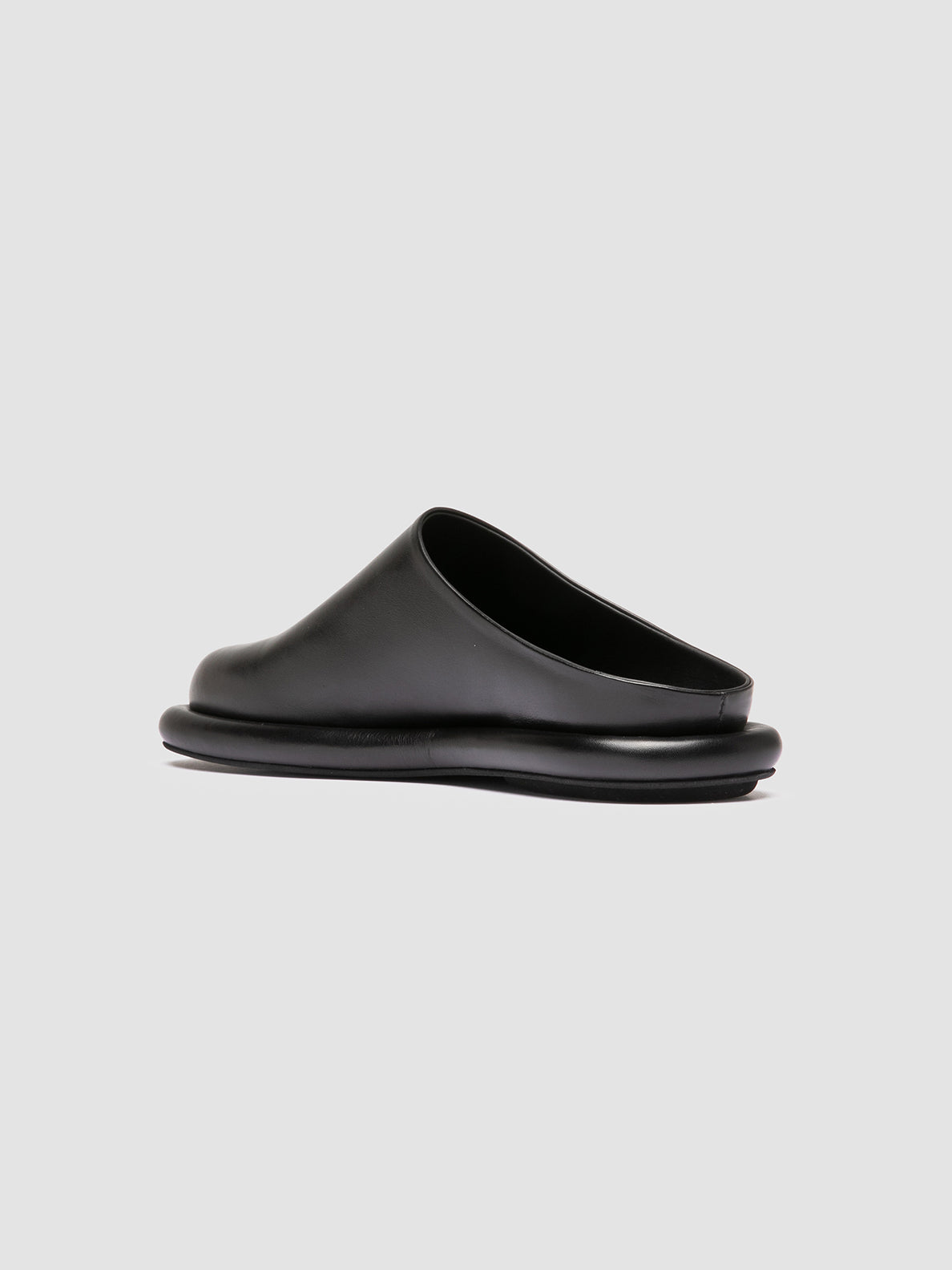 ESTENS/107 BUTTERO NAPPA NERO