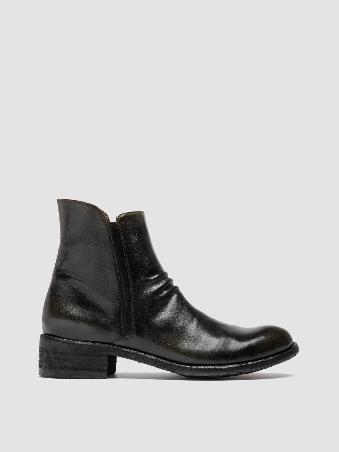 LISON/063 RUBOFF IGNIS T. OLIVE/SUPERNERO