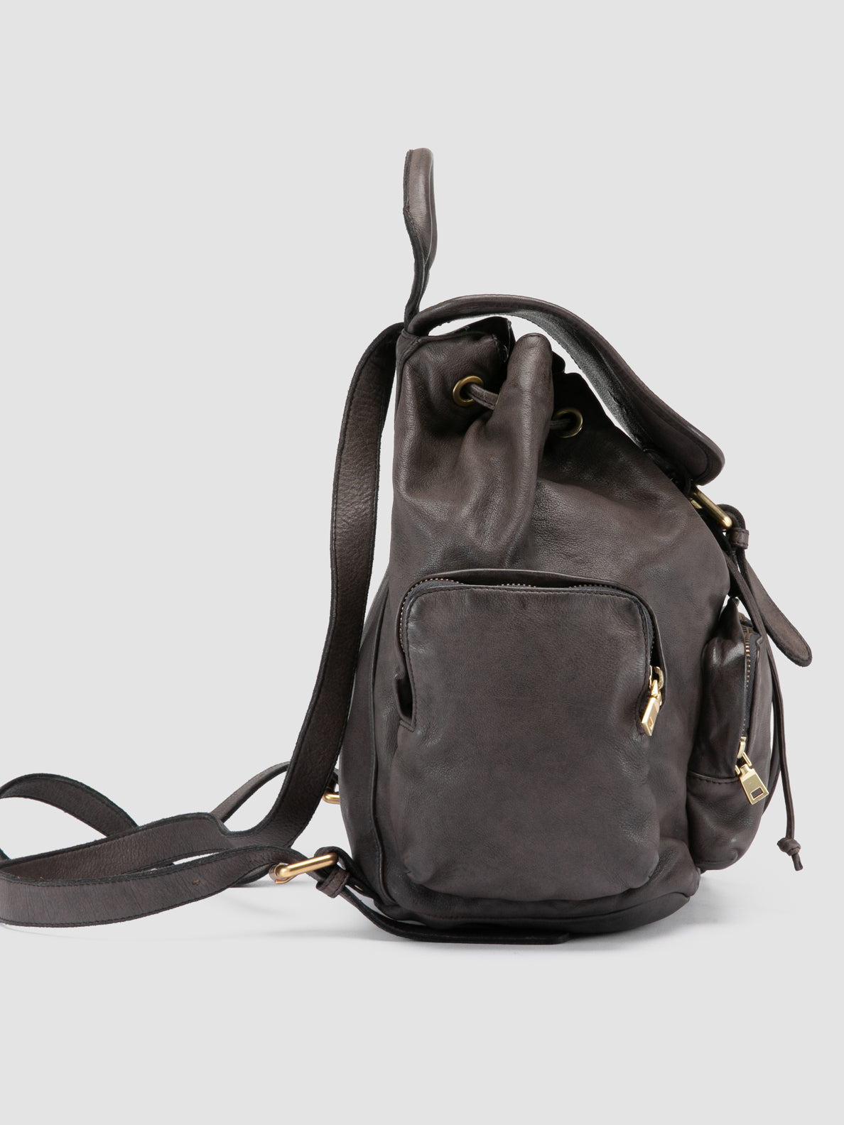 PAGE/003 IGNIS T. MAGNETE