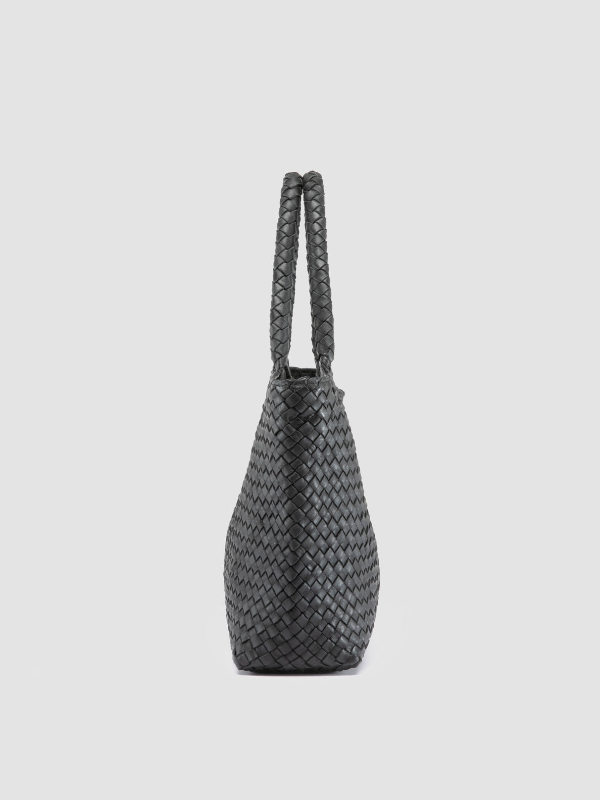 OC CLASS/48 WOVEN NERO
