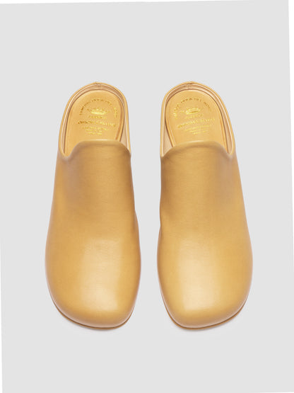 AIDA/001 AVIREX LIGHT BEIGE