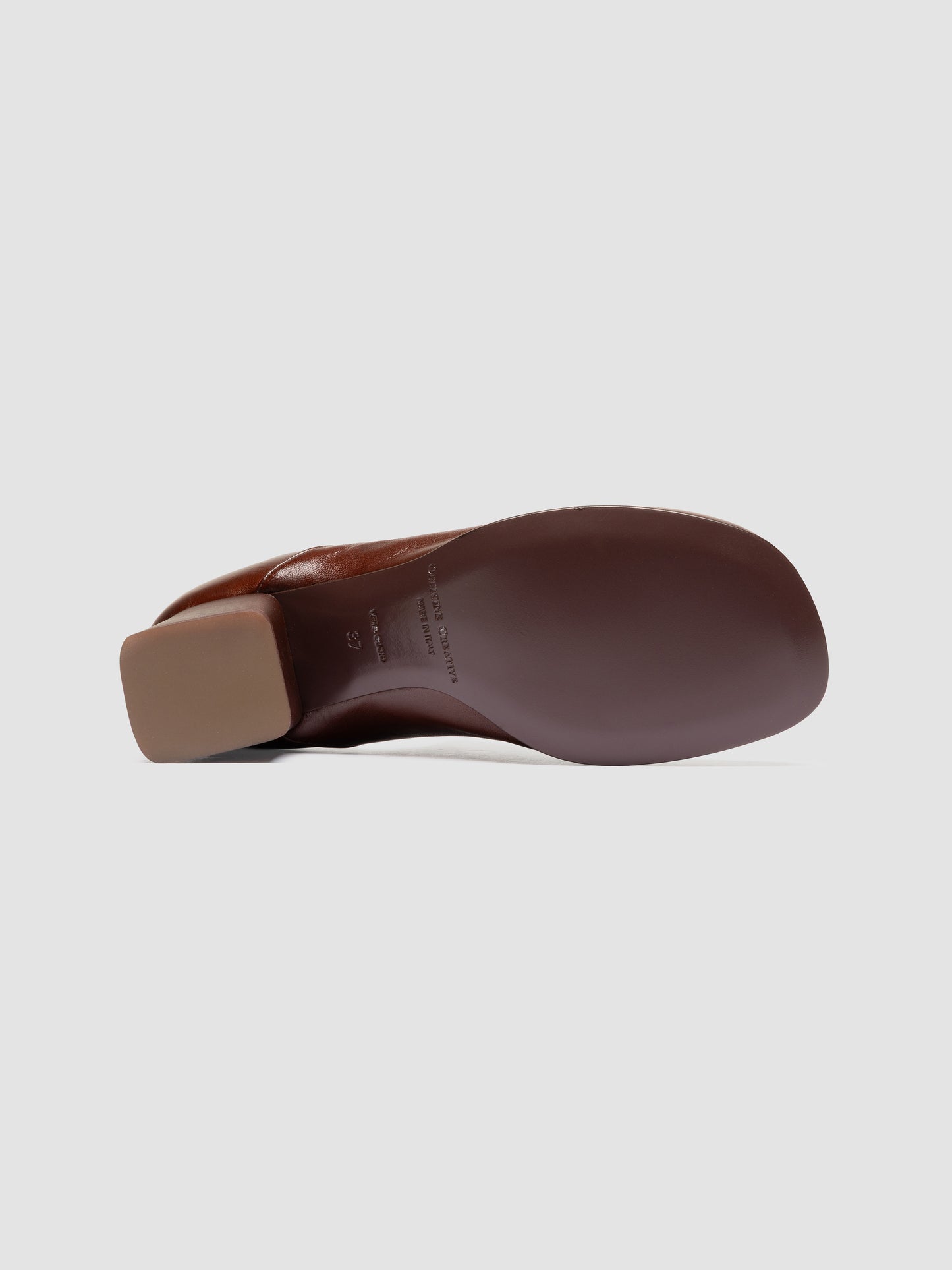AIDA/002 LATEX CHATAGNE