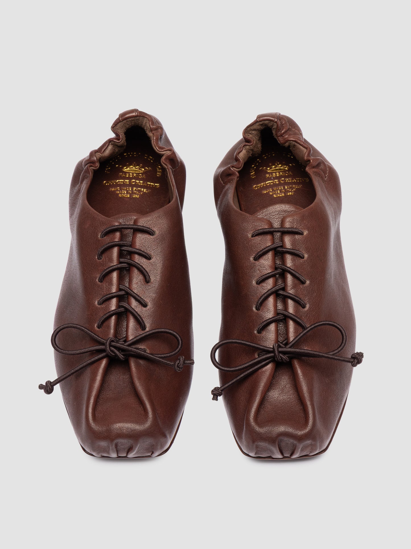 BISOU/004 AVIREX CASTAGNO