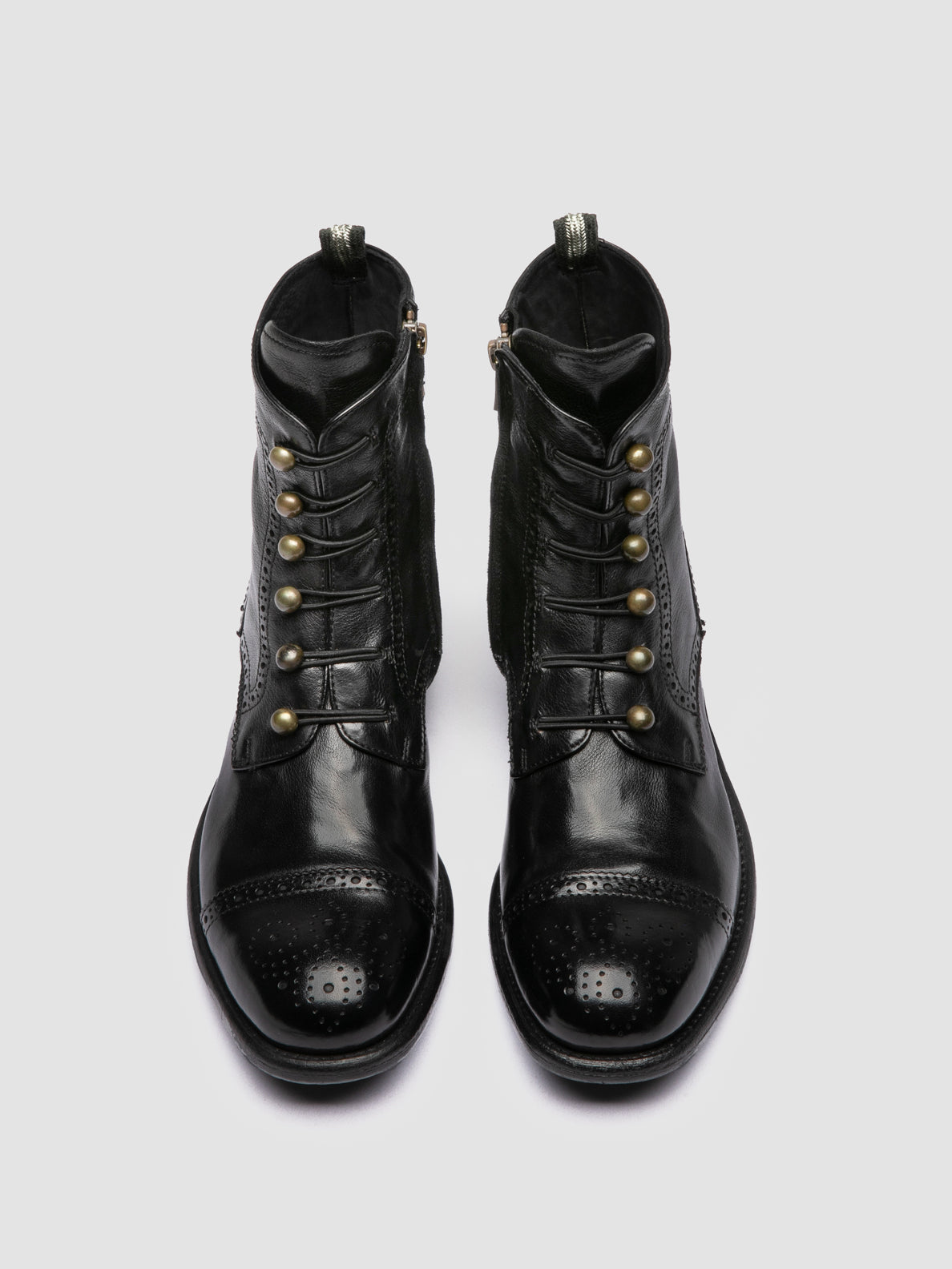 CALIXTE/023 IGNIS T. NERO