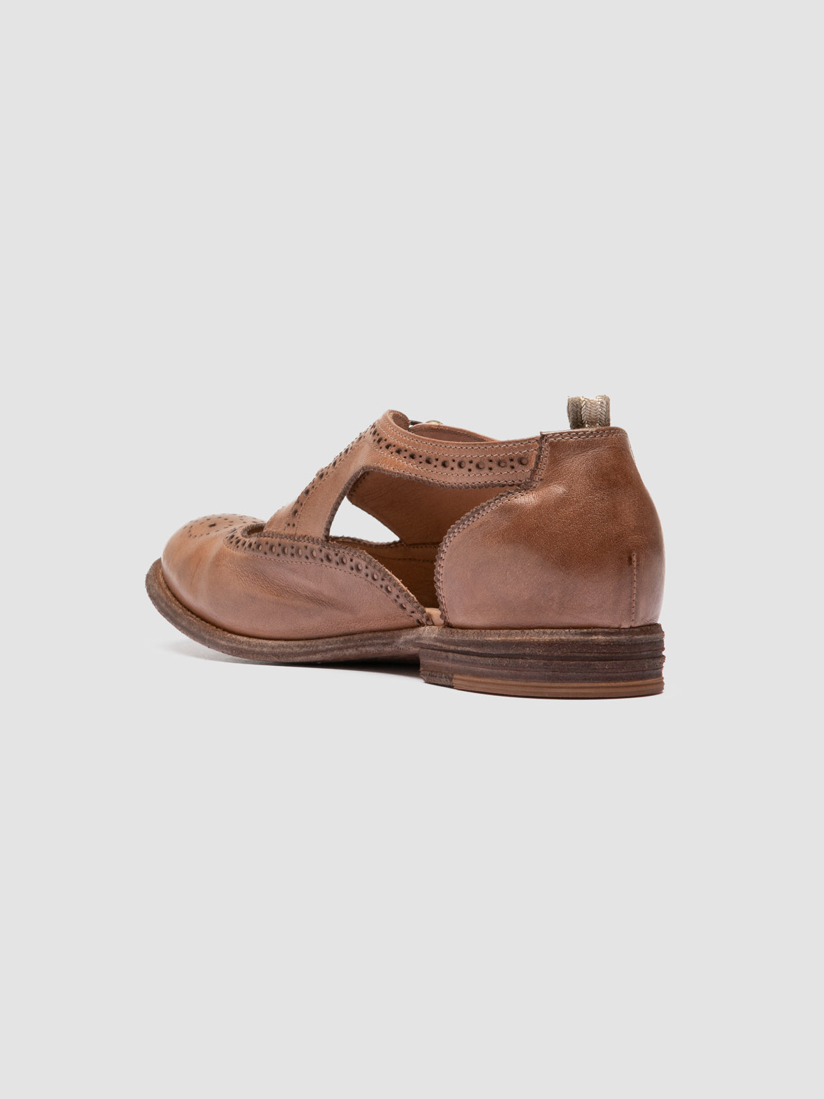 KALLIOPI/005 IGNIS T. MOCHA MOUSSE
