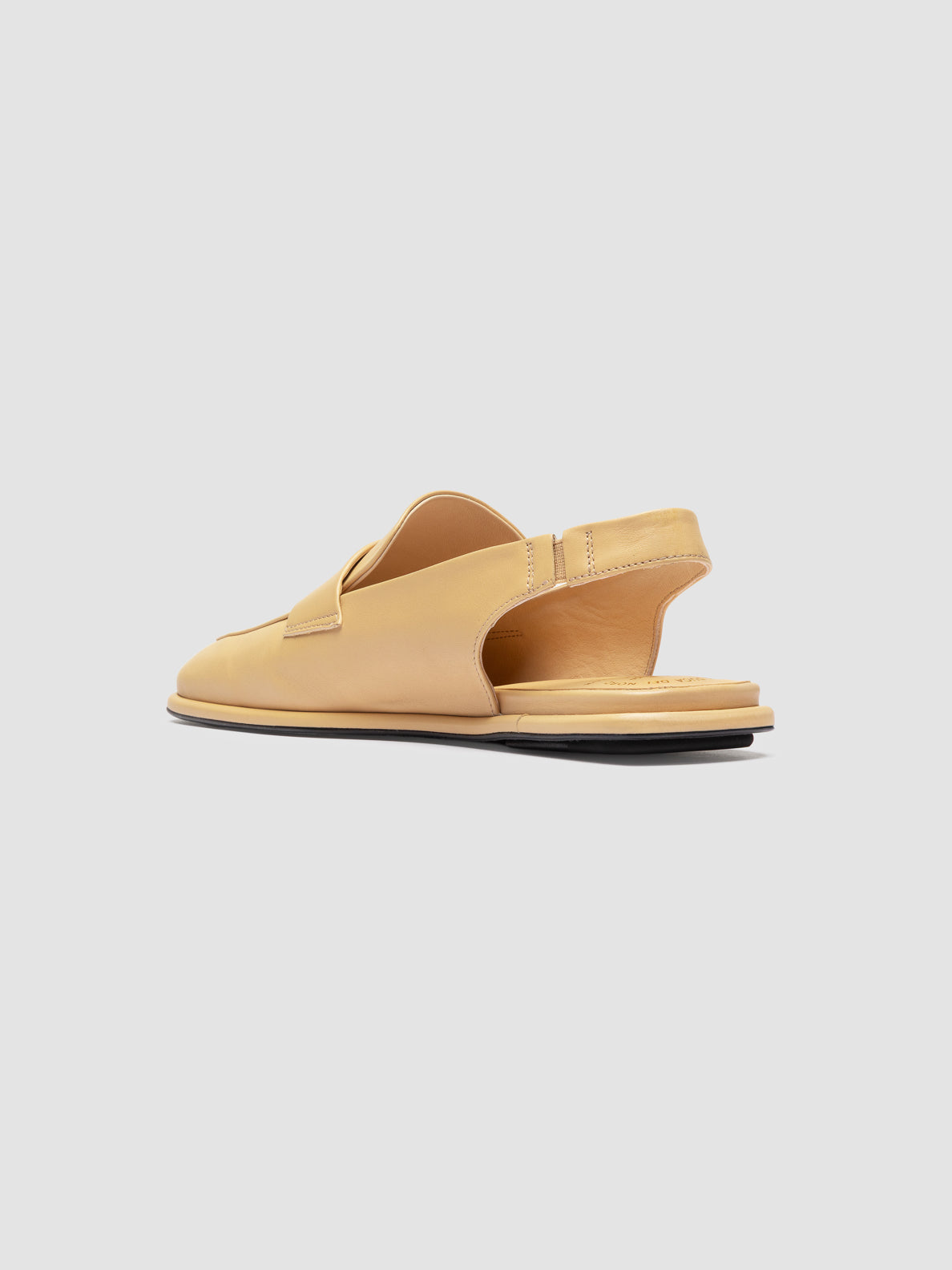 CLOVER/010 BUTTERO NAPPA SAND