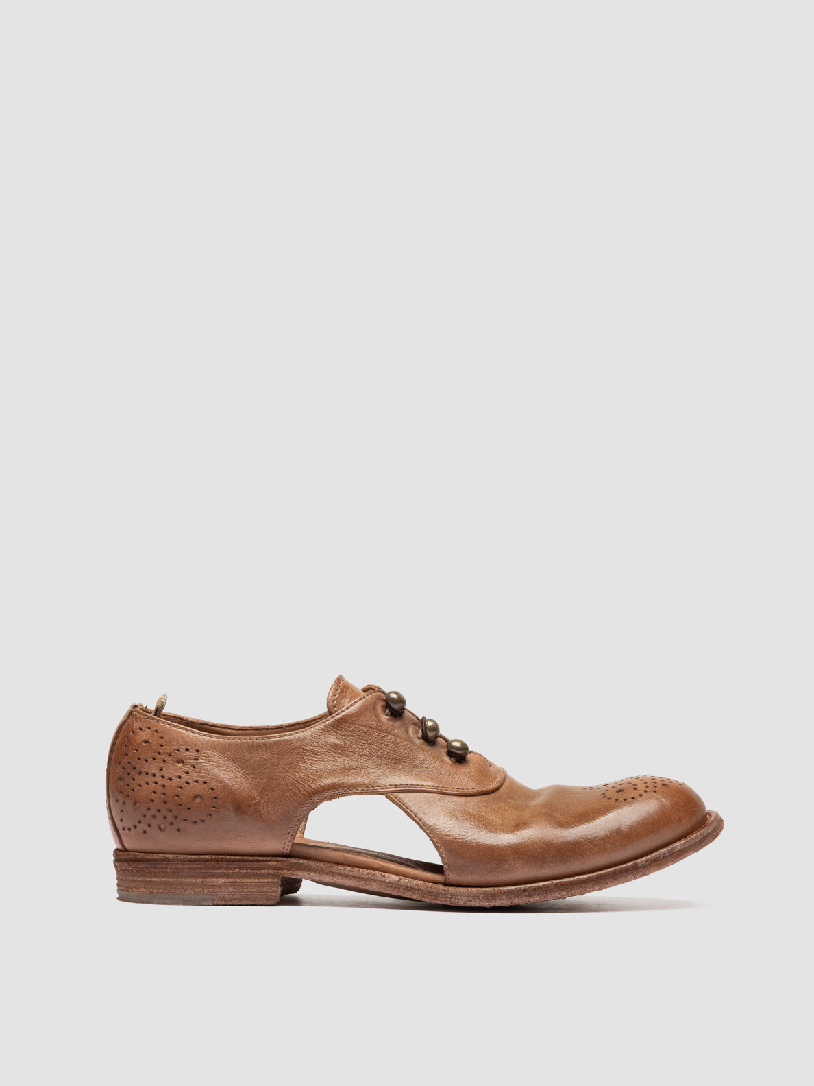 KALLIOPI/014 IGNIS T. MOCHA MOUSSE