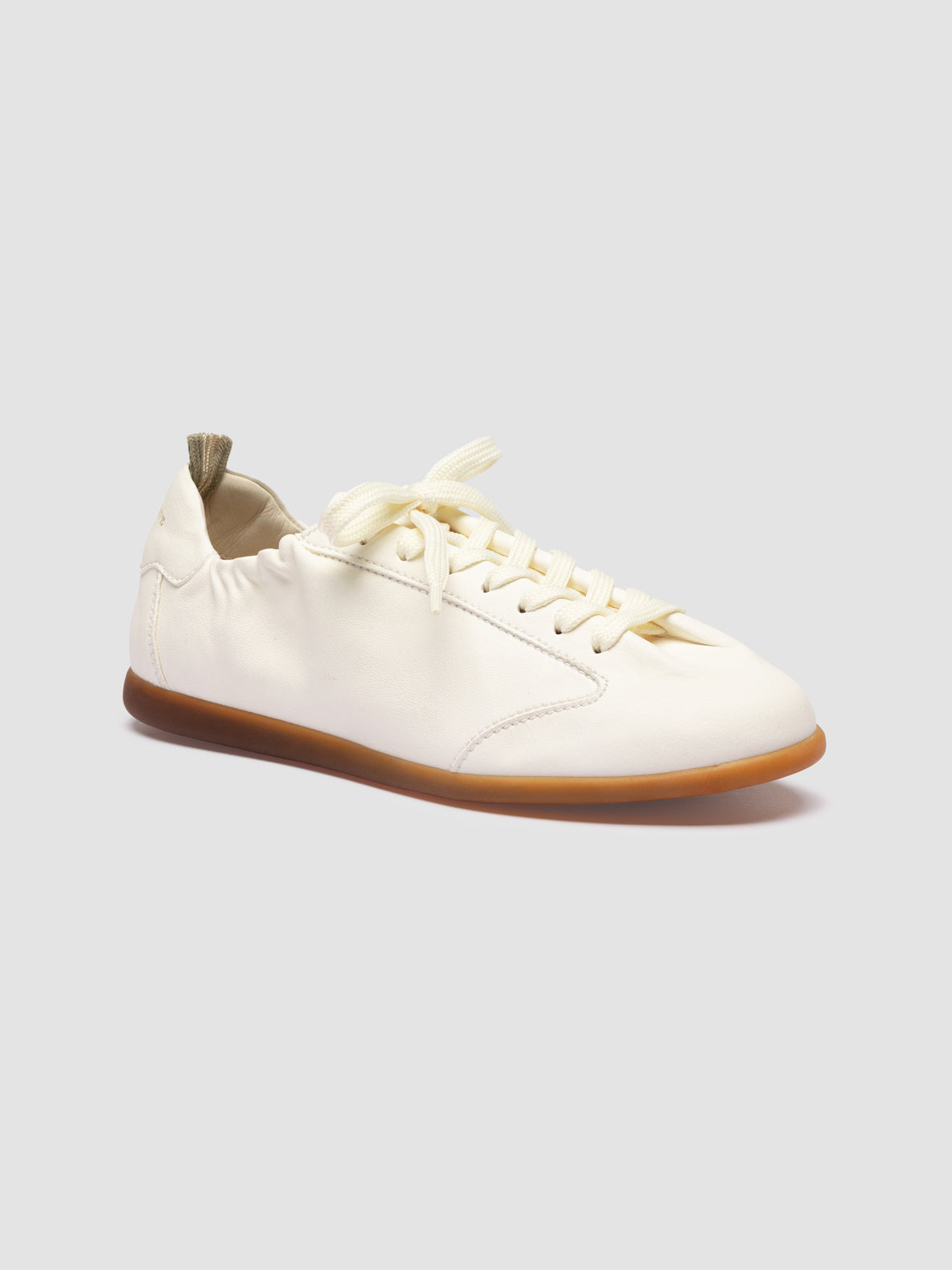 PETRI/102  AVIREX BIANCO F.DO NATURALE SCURO