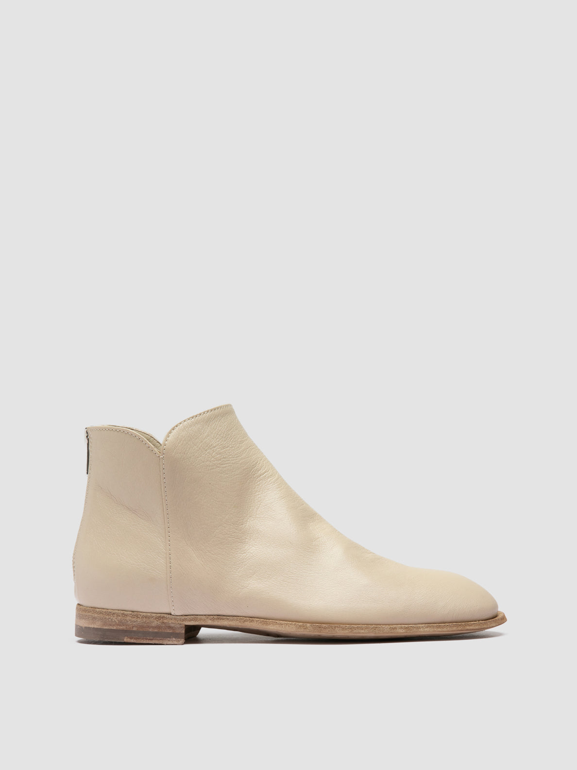 SOLITUDE/106 HORSE LUX VOL. WHITE IVORY