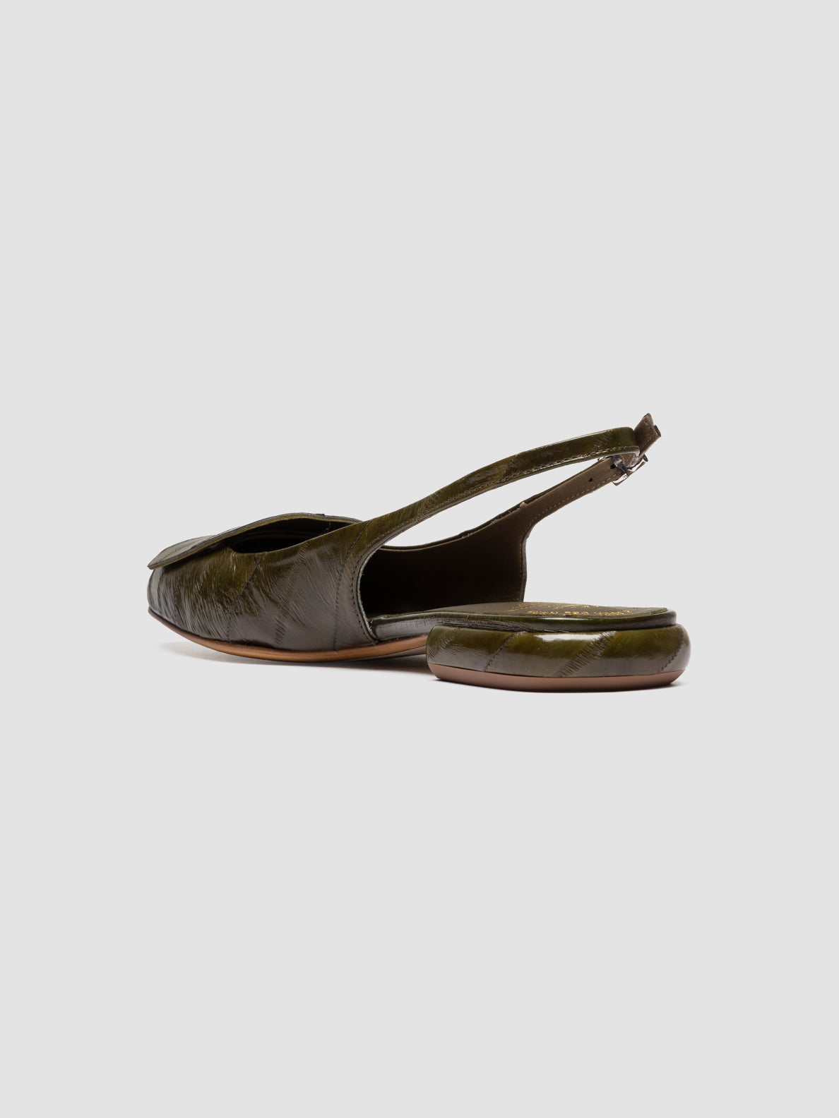 SUE/007 ANGUILLA OLIVE