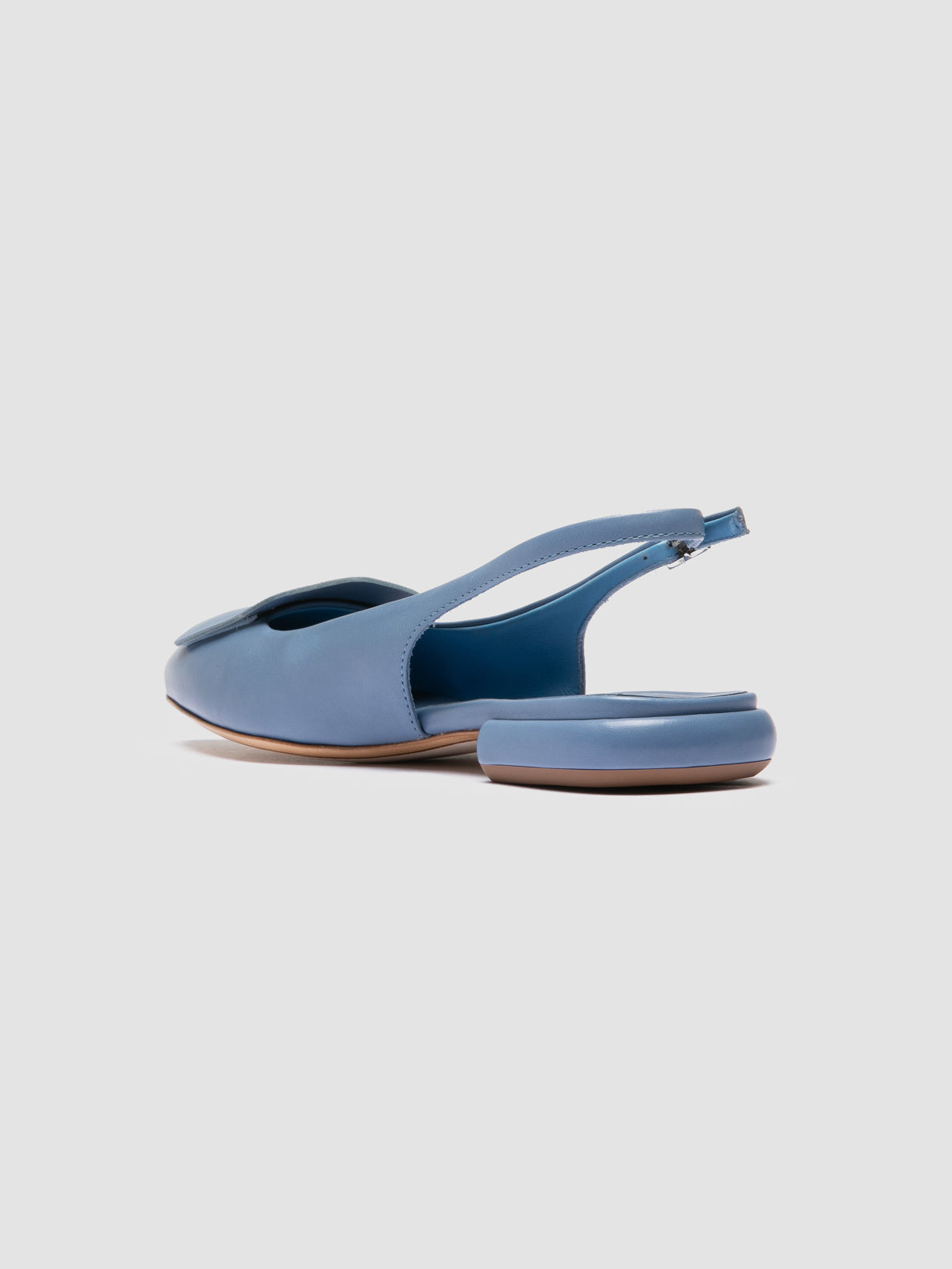 SUE/007 BUTTERO NAPPA ELEMENTAL BLUE