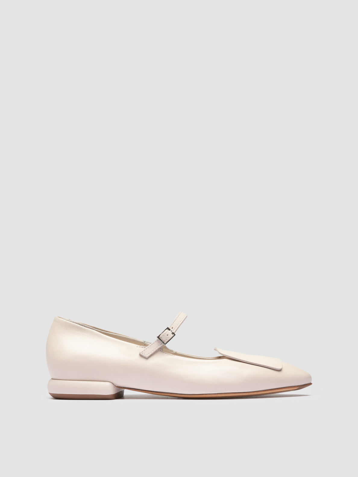 SUE/015 BUTTERO NAPPA NEBBIA