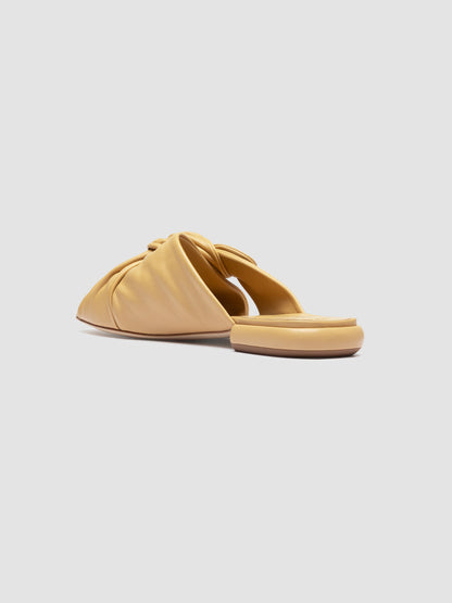 SUKI/007 GUANTERIA SAND