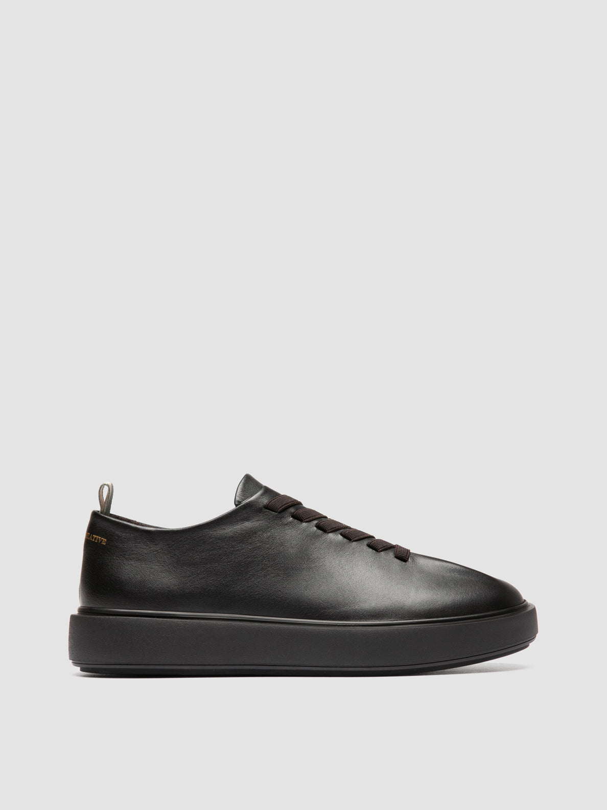 UMA/101 SKIN TONAL EBONY