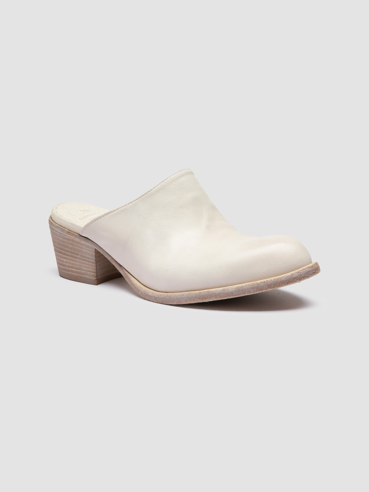 WADE/007 IGNIS T. NEBBIA