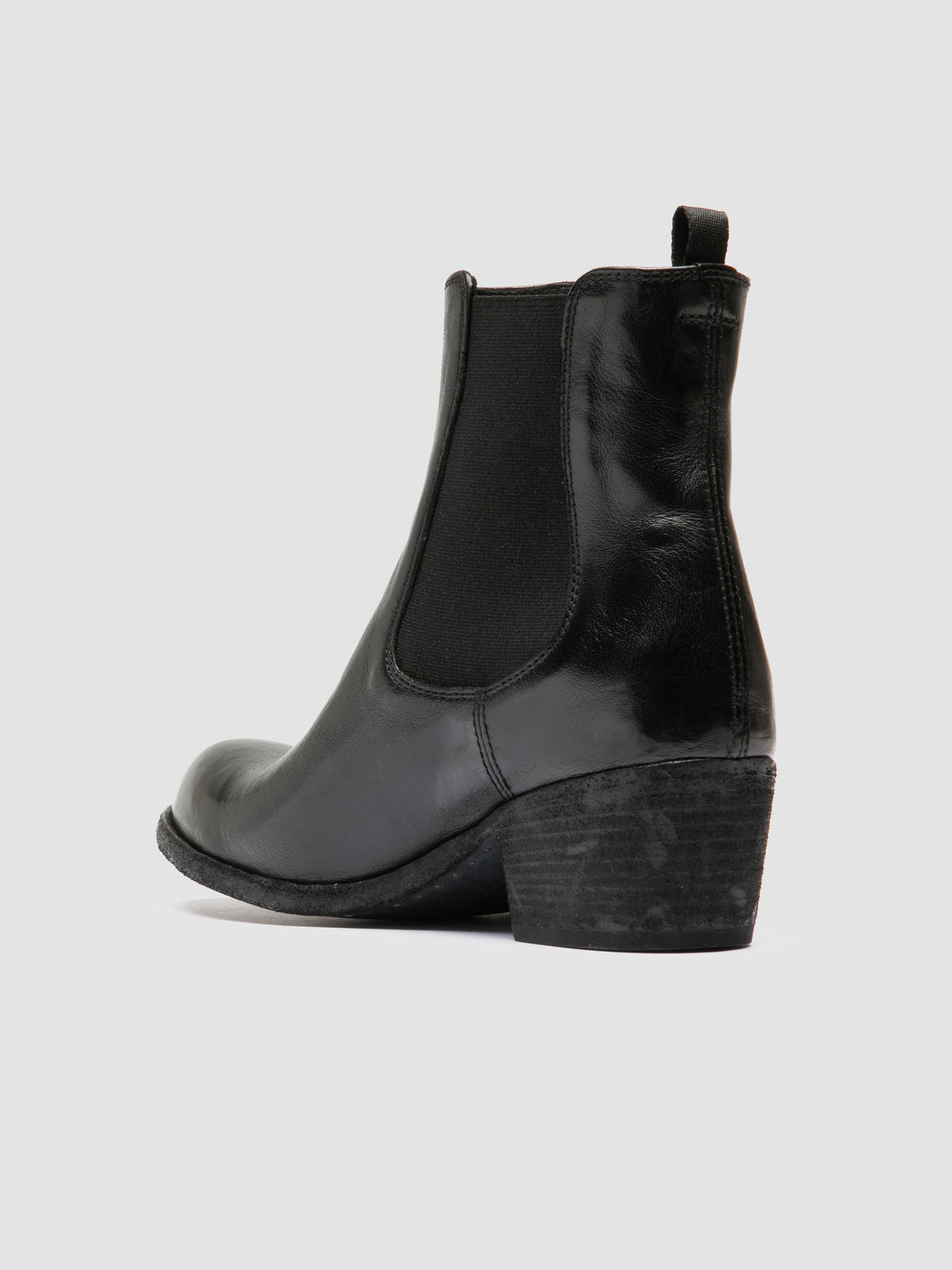 WADE/009 IGNIS T. NERO