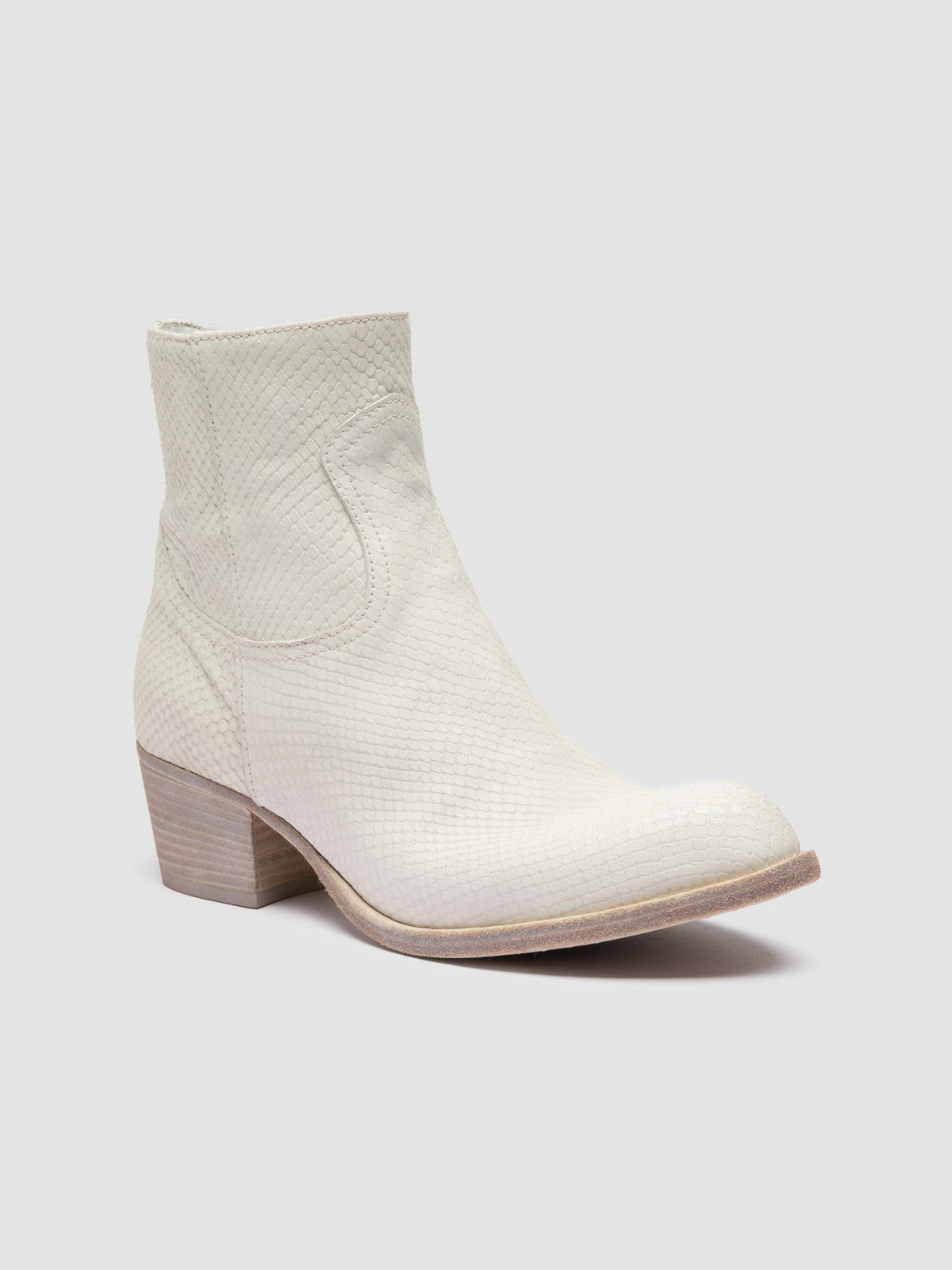 WADE/010 EXOTIC T. NEBBIA