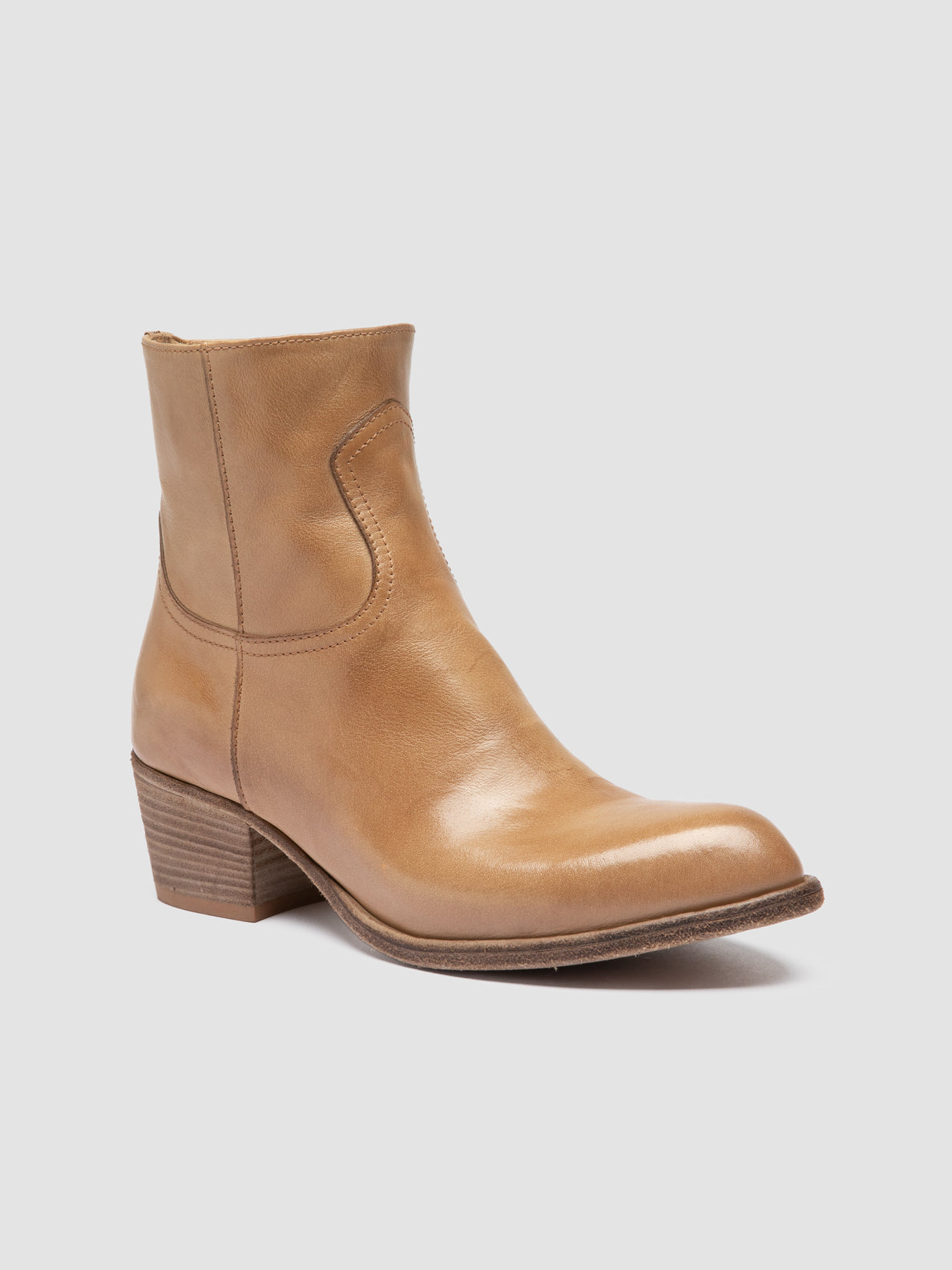 WADE/010 IGNIS T. TAUPE