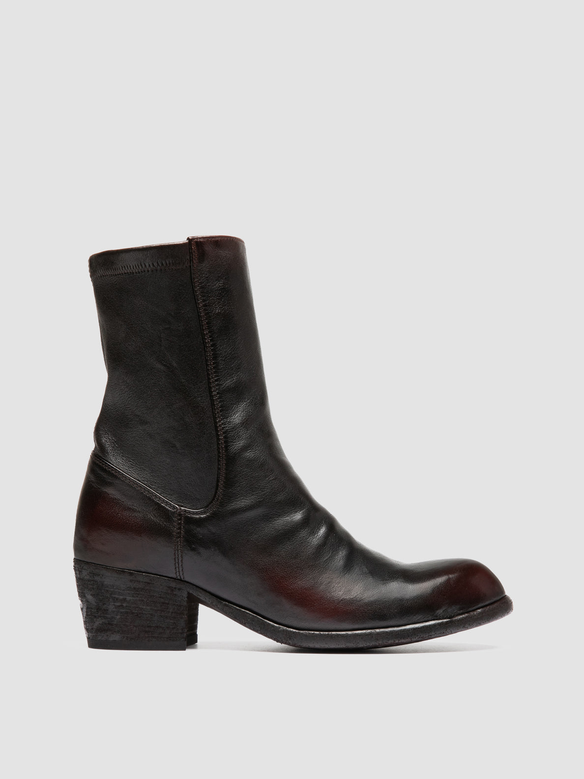 WADE/015 RUBOFF IGNIS/STRETCH T. OTTO/TM25