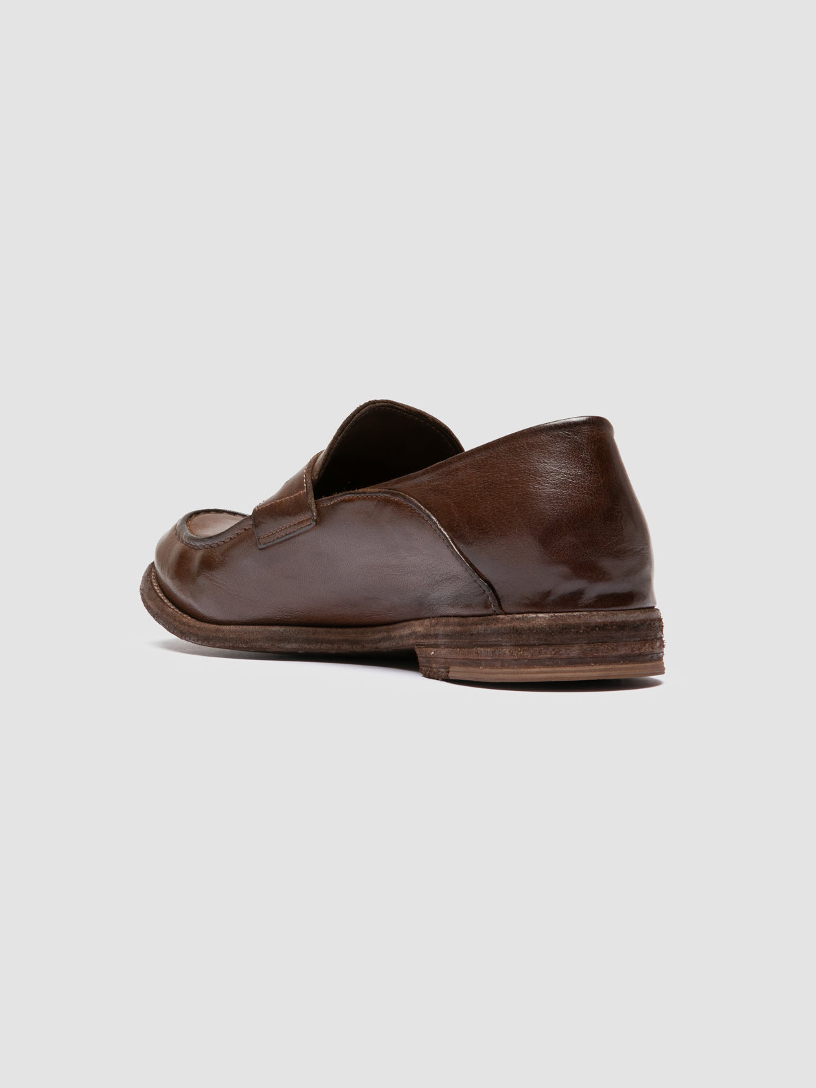 ARCHIVE/522 IGNIS T. CIGAR