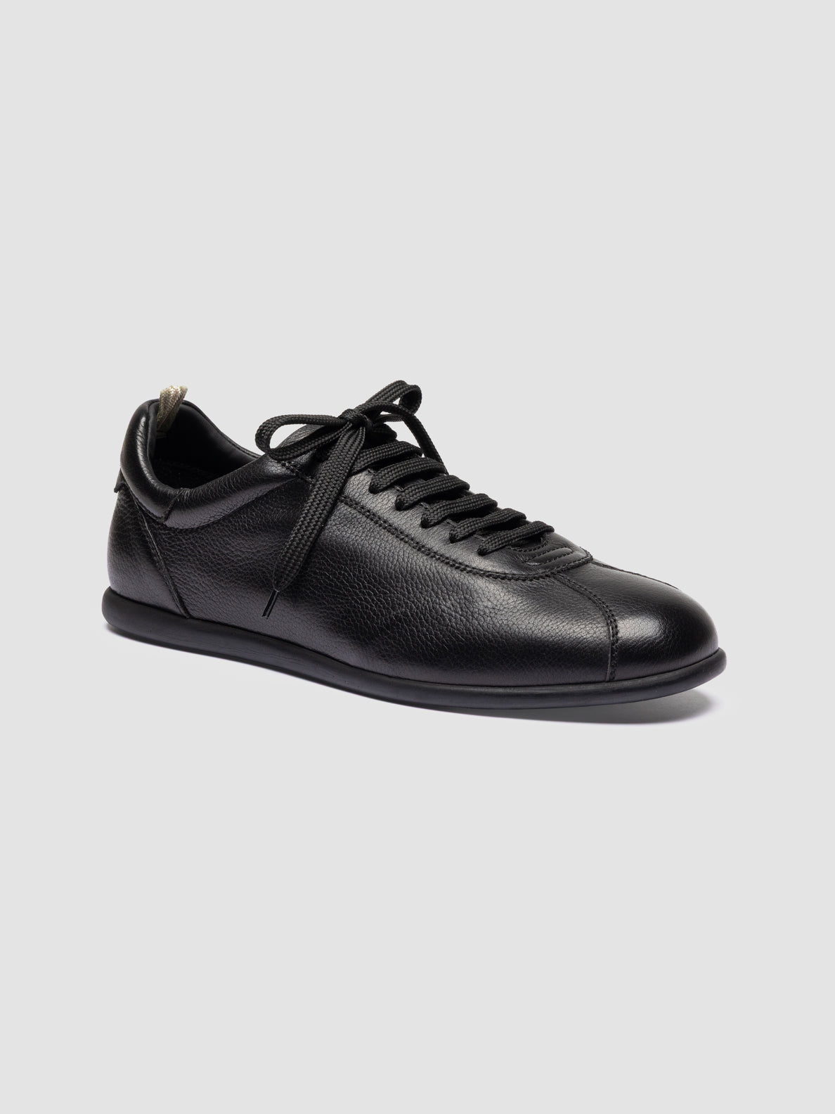BALTHUS//002 DEER TONAL NERO