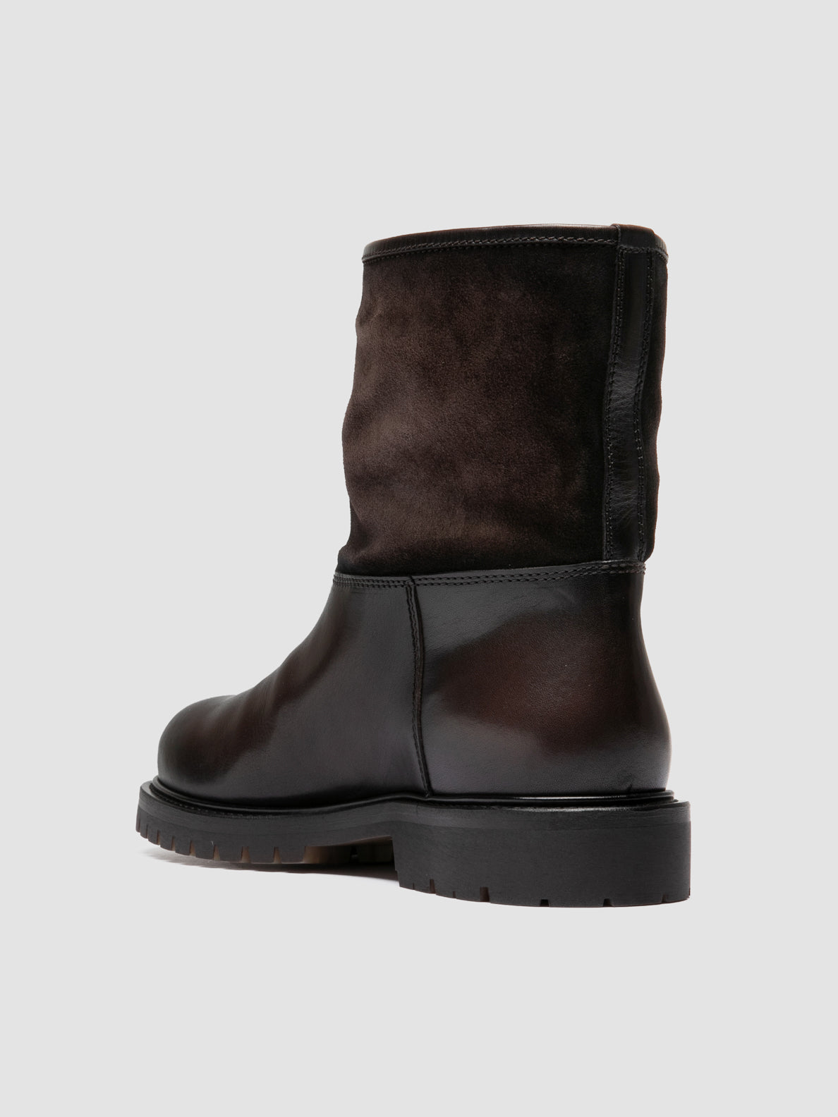 BOSS/020 AERO SPALLA PIUMA NAPPA/LIGHT CACHEMIRE COFFEE/PEPE_fod.montone