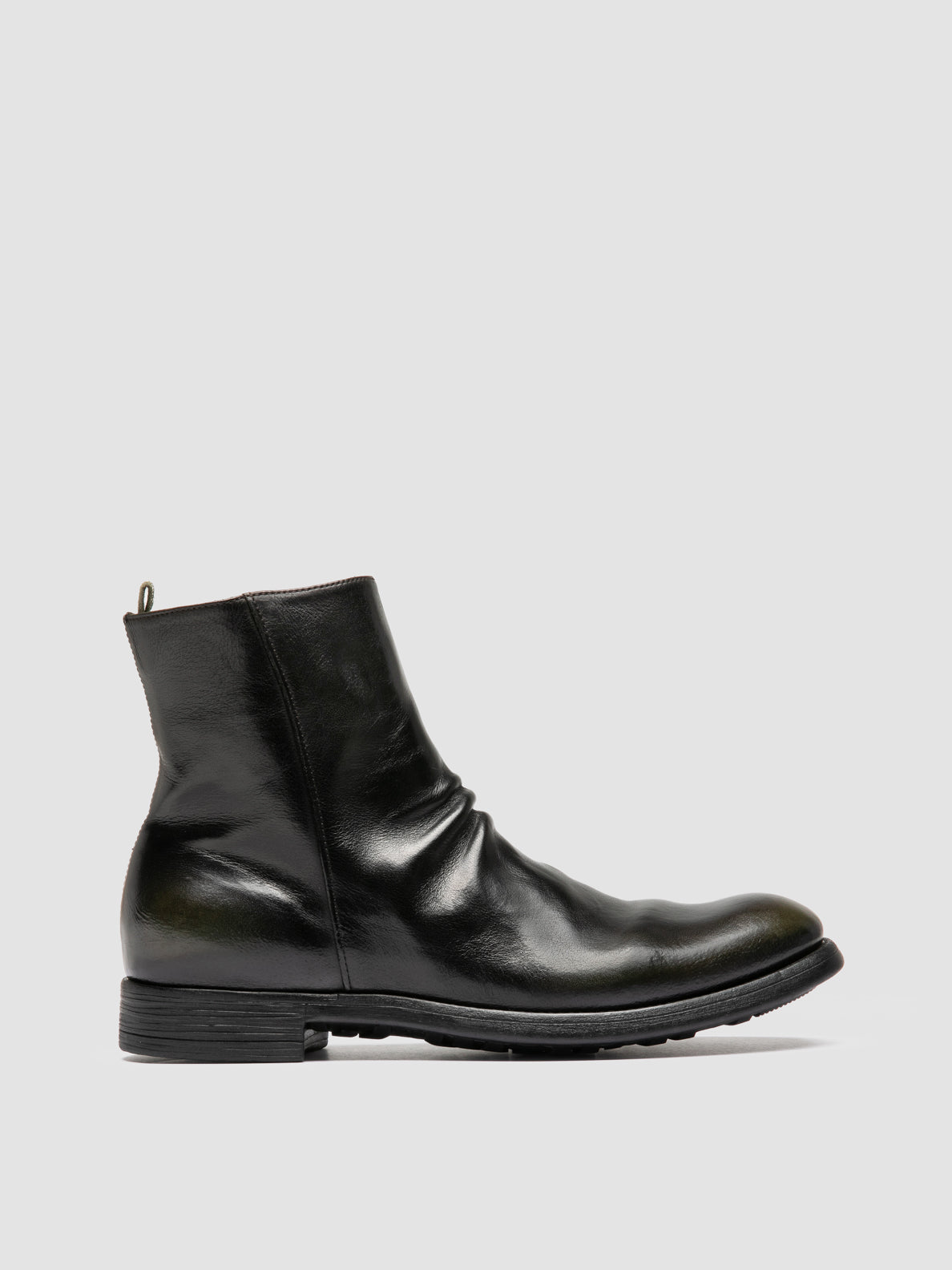 CHRONICLE/058 PATINA IGNIS T. OLIVE/SUPERNERO